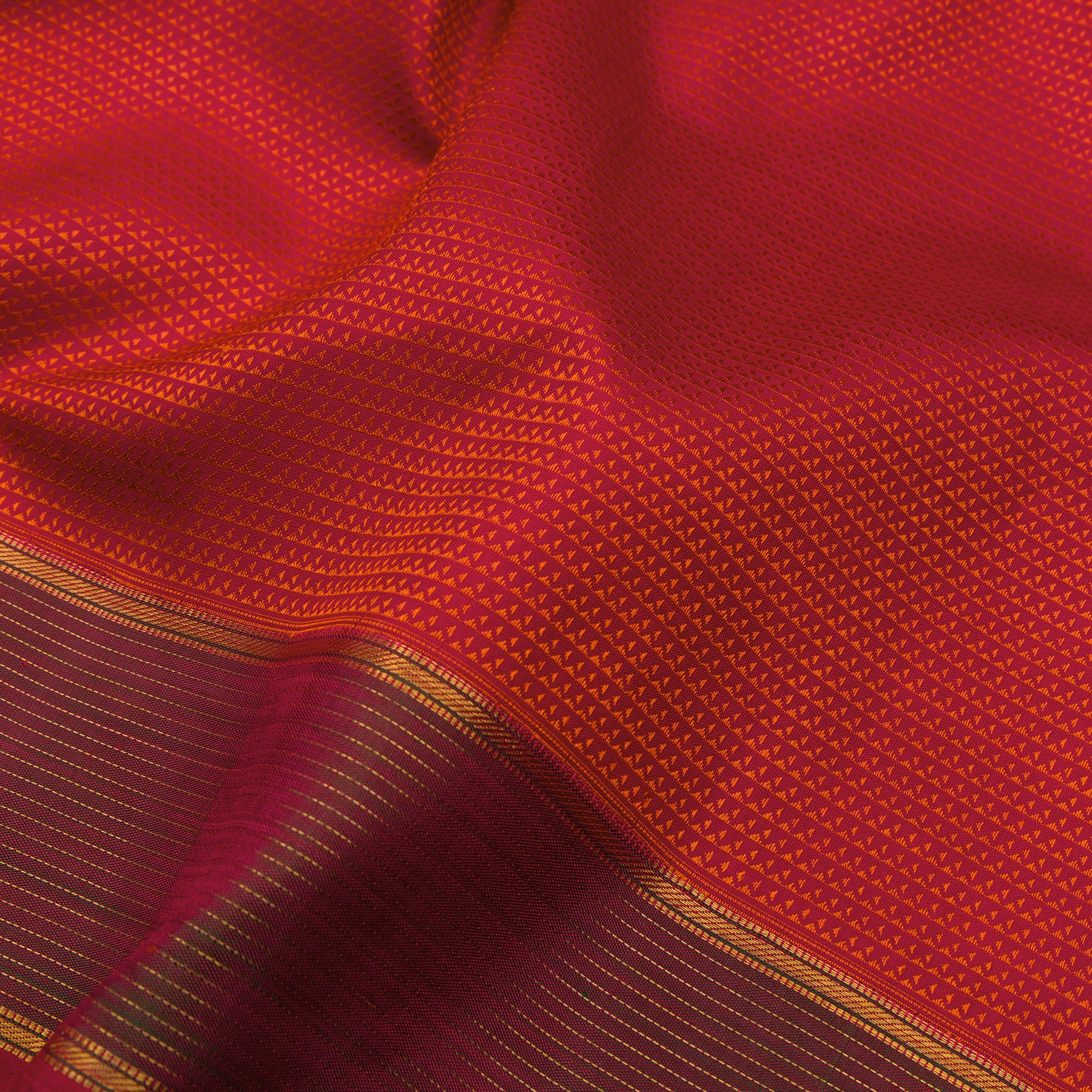 Kanakavalli Kanjivaram Silk Sari 24-599-HS001-10114 - Fabric View