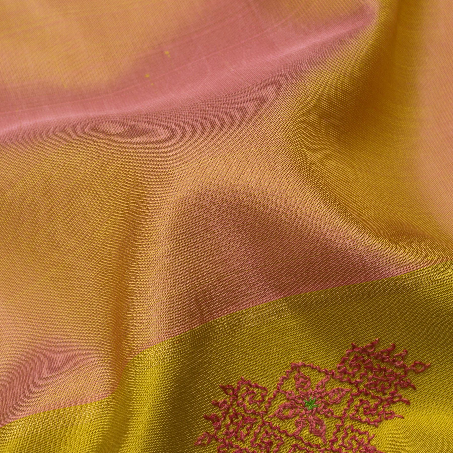Kanakavalli Kanjivaram Silk Sari 24-599-HS001-10644 - Fabric View