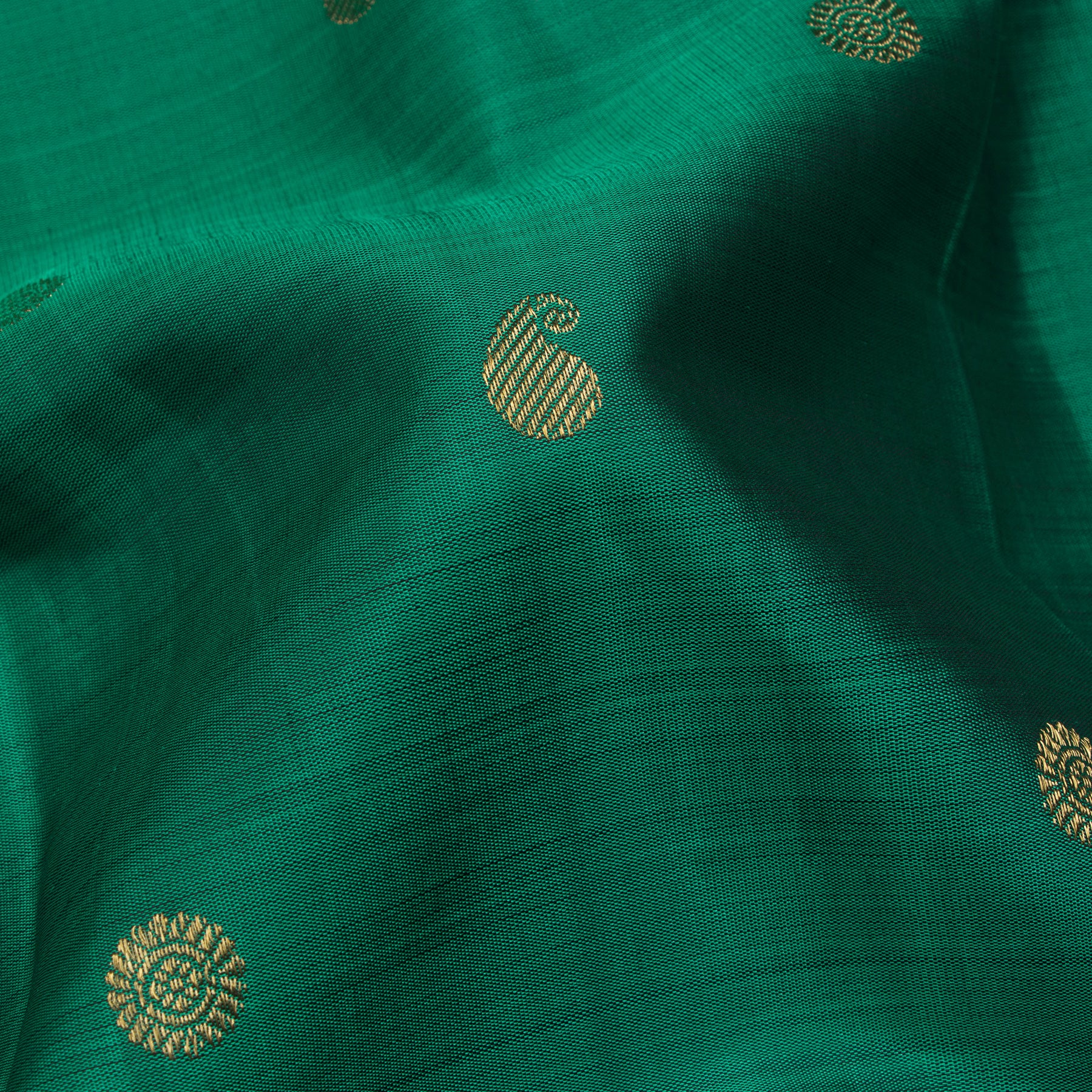 Kanakavalli Kanjivaram Silk Sari 24-599-HS001-10769 - Fabric View