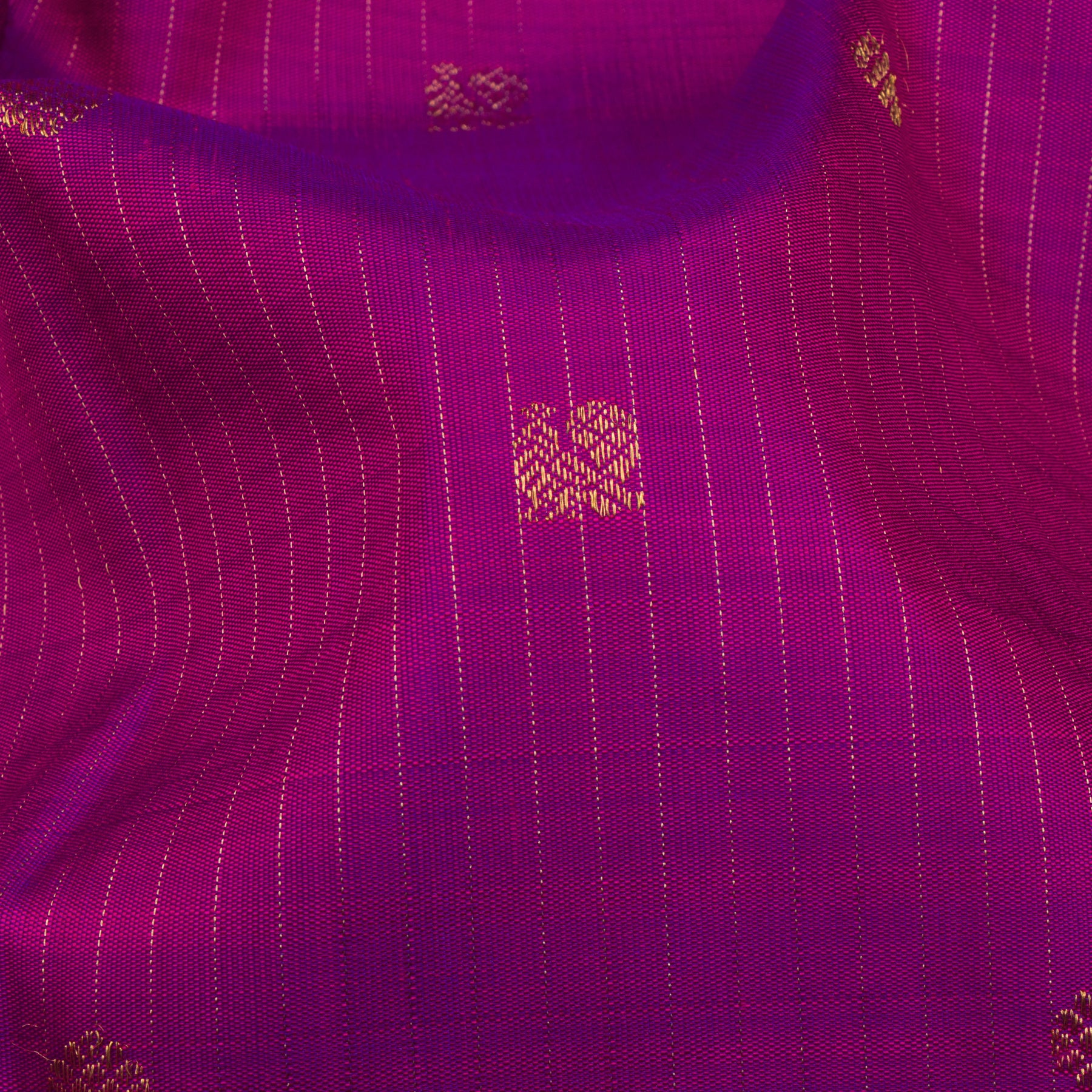 Kanakavalli Kanjivaram Silk Sari 24-599-HS001-10840- Fabric View