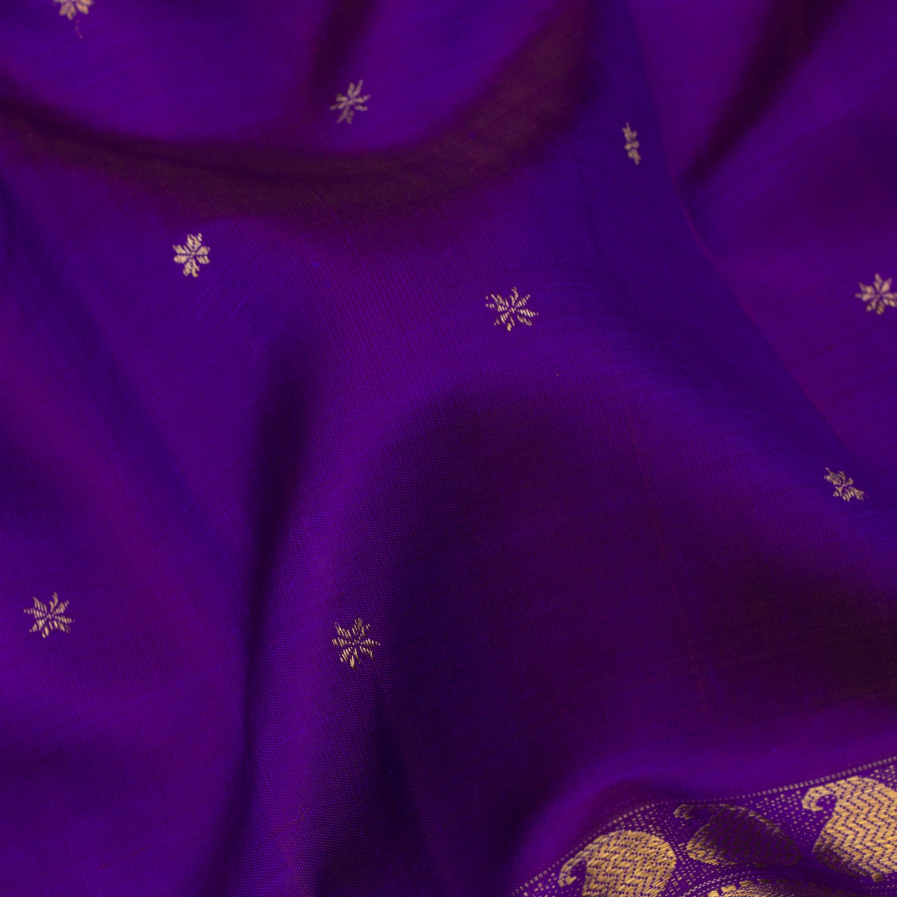 Kanakavalli Kanjivaram Silk Sari 24-599-HS001-11722 - Fabric View