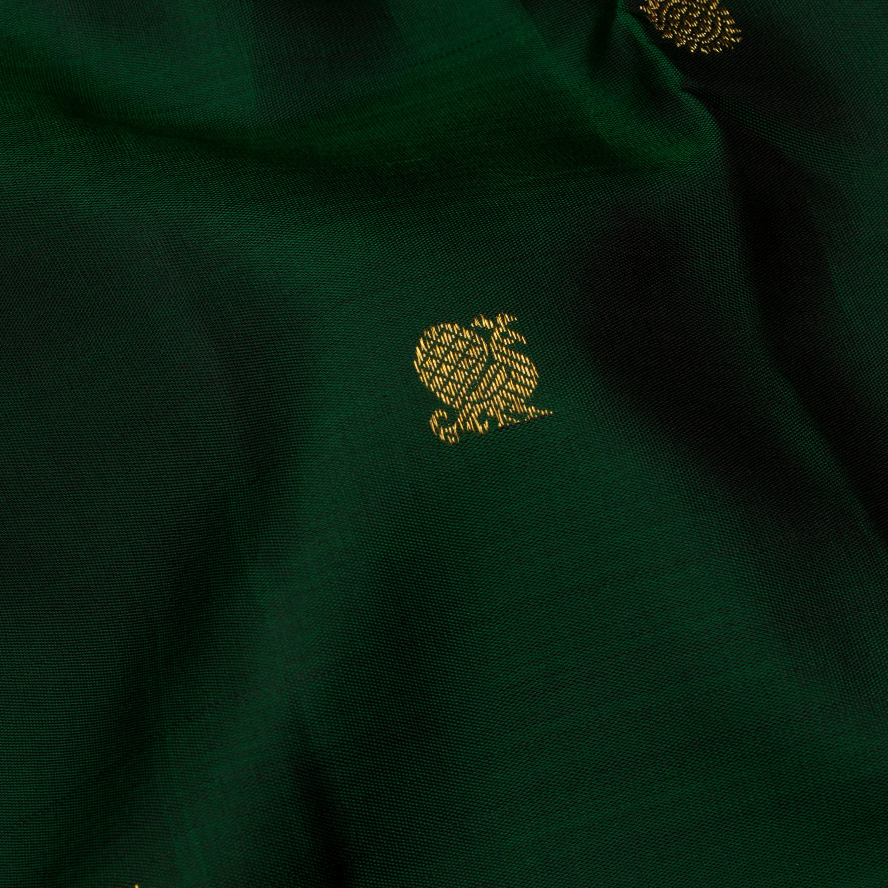 Kanakavalli Kanjivaram Silk Sari 24-599-HS001-11731 - Fabric View