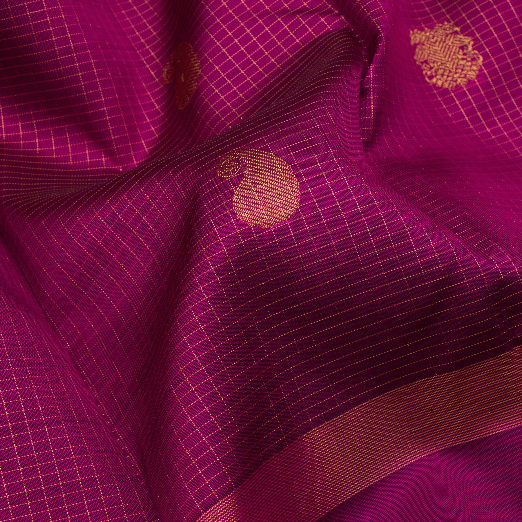 Kanakavalli Kanjivaram Silk Sari 24-599-HS001-12493 - Fabric View