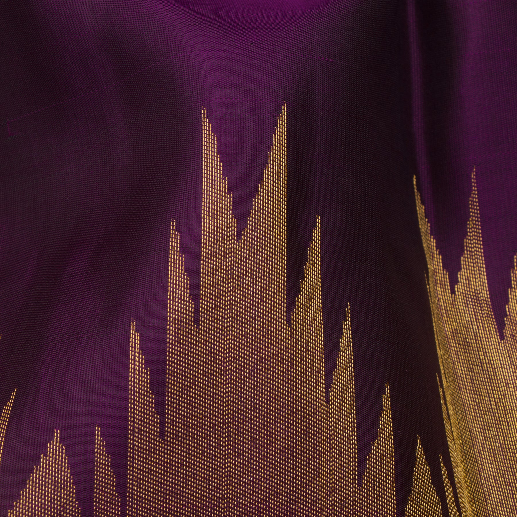 Kanakavalli Kanjivaram Silk Sari 24-599-HS001-12529 - Fabric View