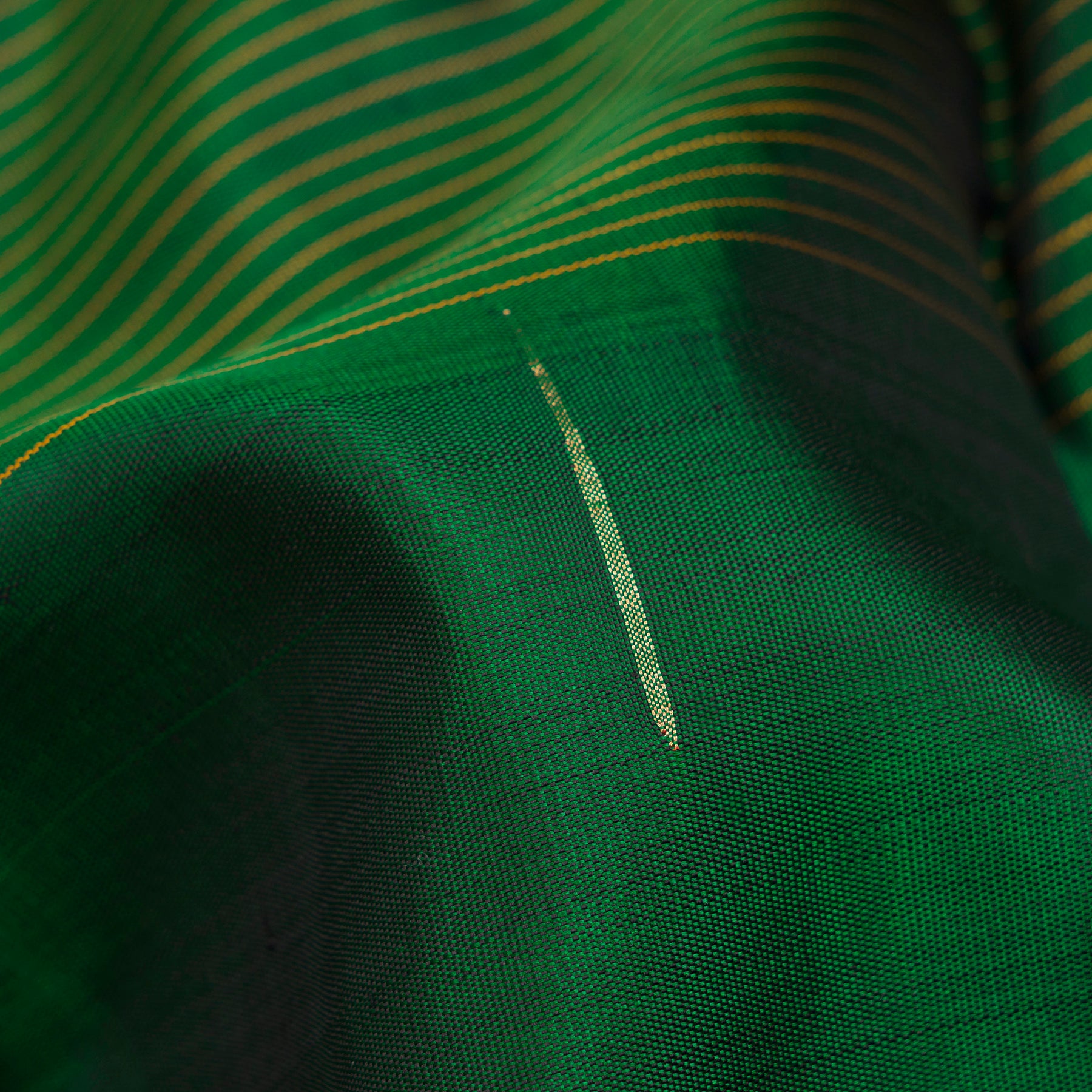 Kanakavalli Kanjivaram Silk Sari 24-599-HS001-12535 - Fabric View