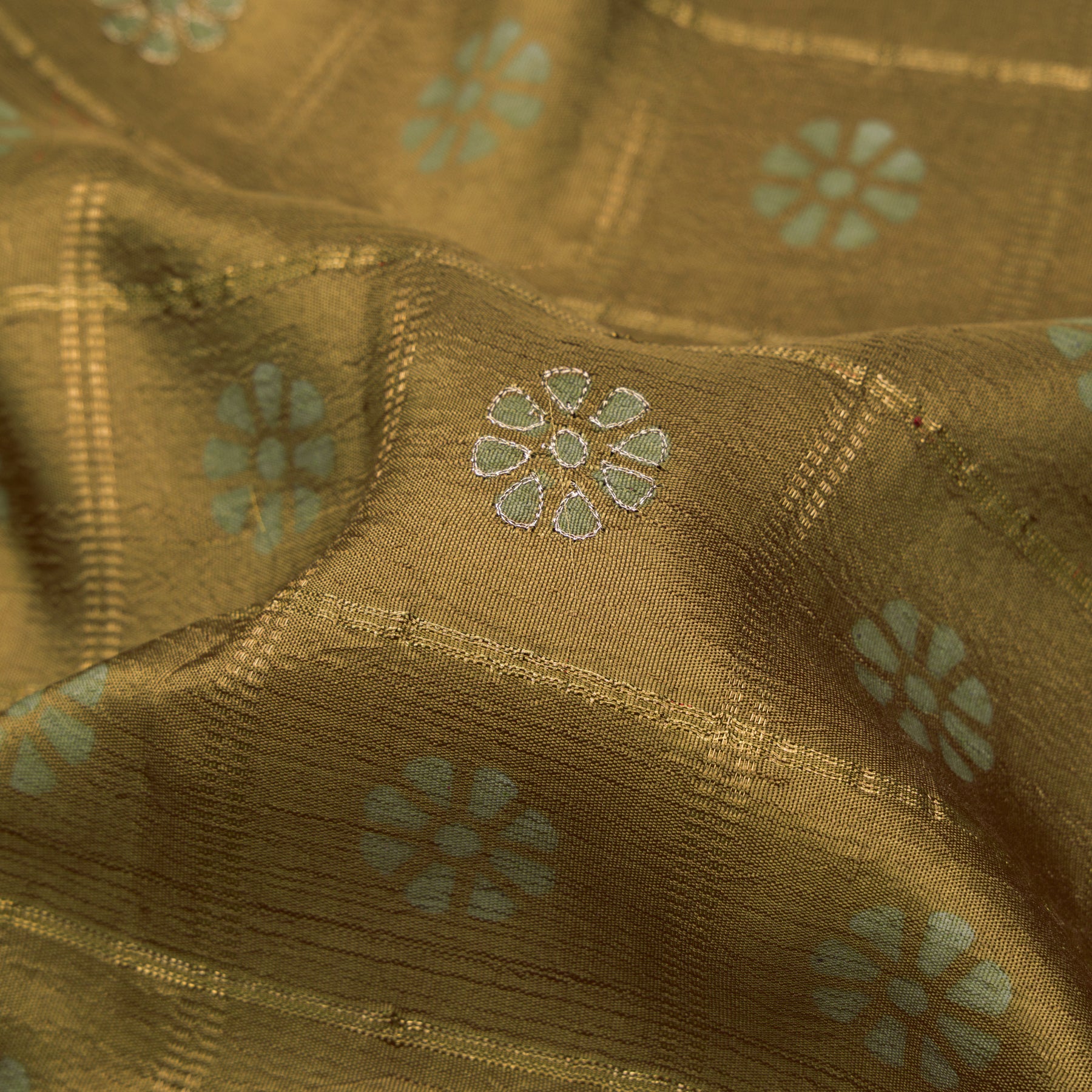 Kanakavalli Kanjivaram Silk Sari 24-599-HS001-13472 - Fabric View