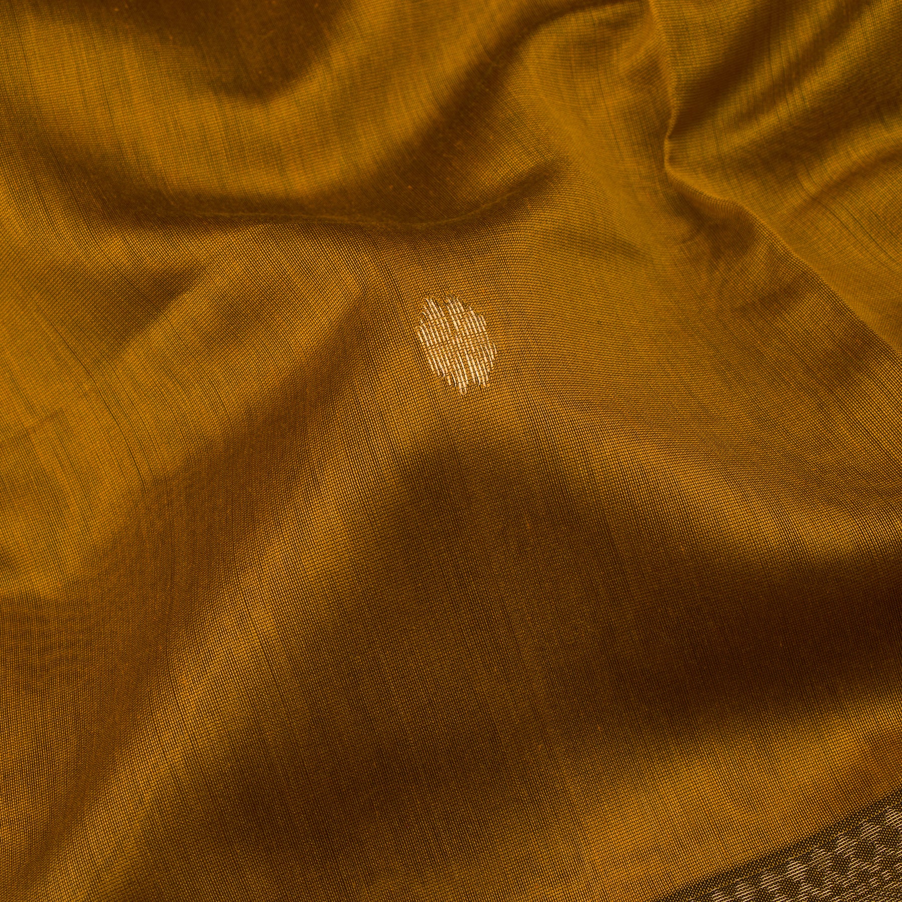 Kanakavalli Silk/Cotton Sari 24-610-HS005-07450 - Fabric View