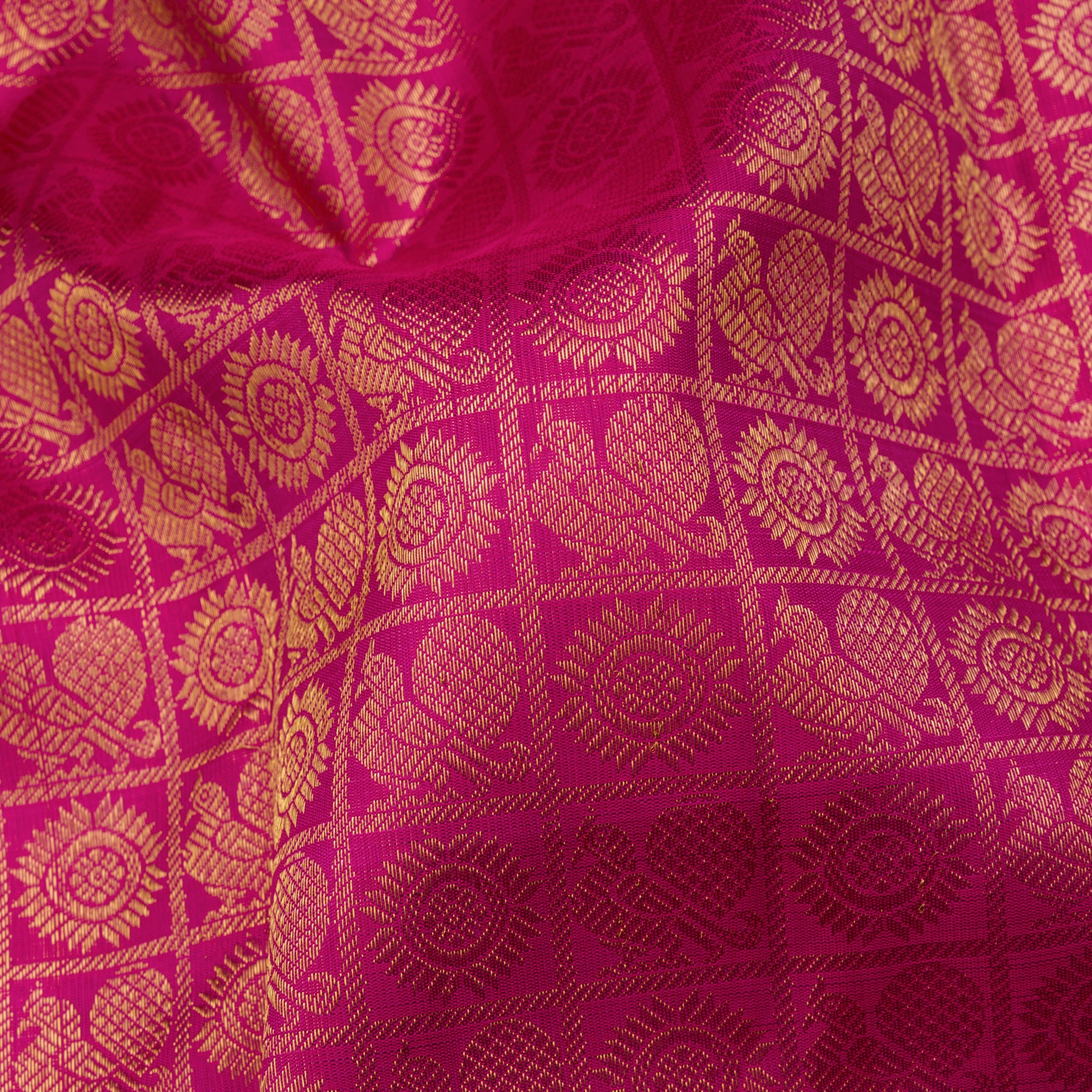 Kanakavalli Kanjivaram Silk Sari 24-611-HS001-02361 - Fabric View