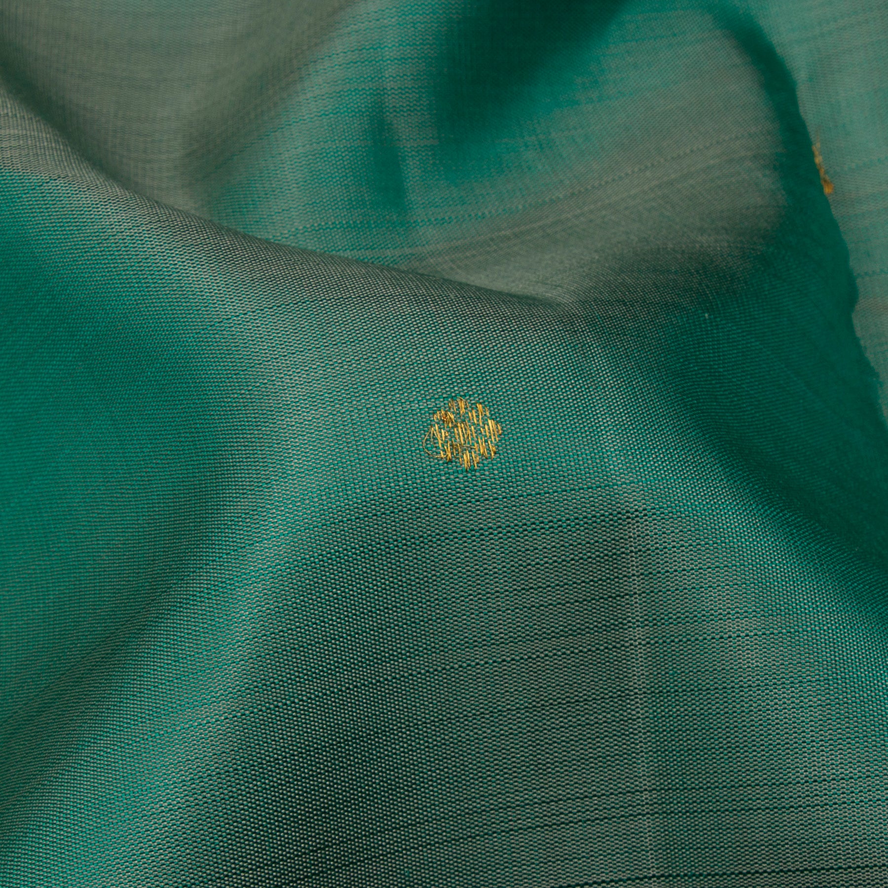 Kanakavalli Kanjivaram Silk Sari 24-611-HS001-04938 - Fabric View