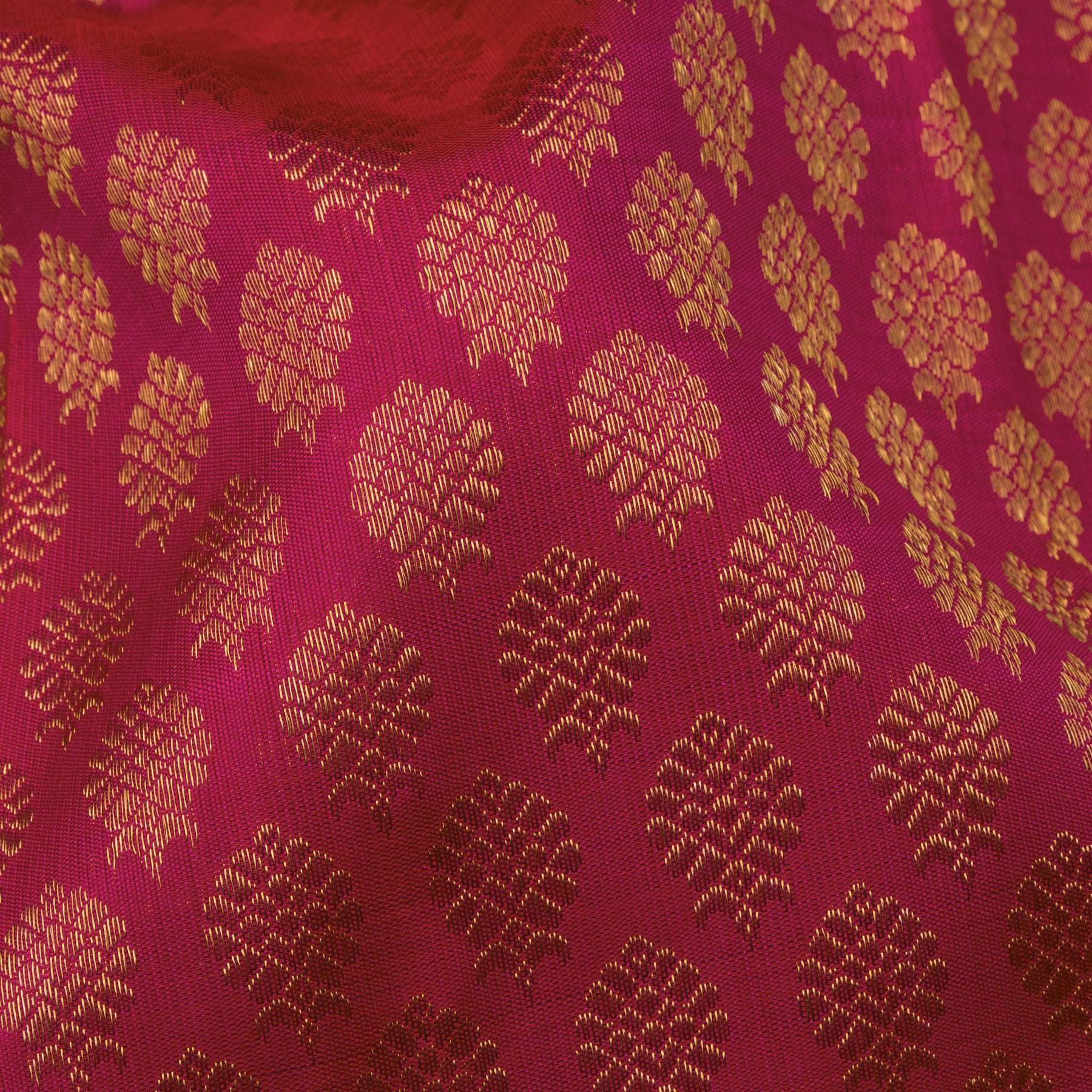 Kanakavalli Kanjivaram Silk Sari 24-611-HS001-13319 - Fabric View