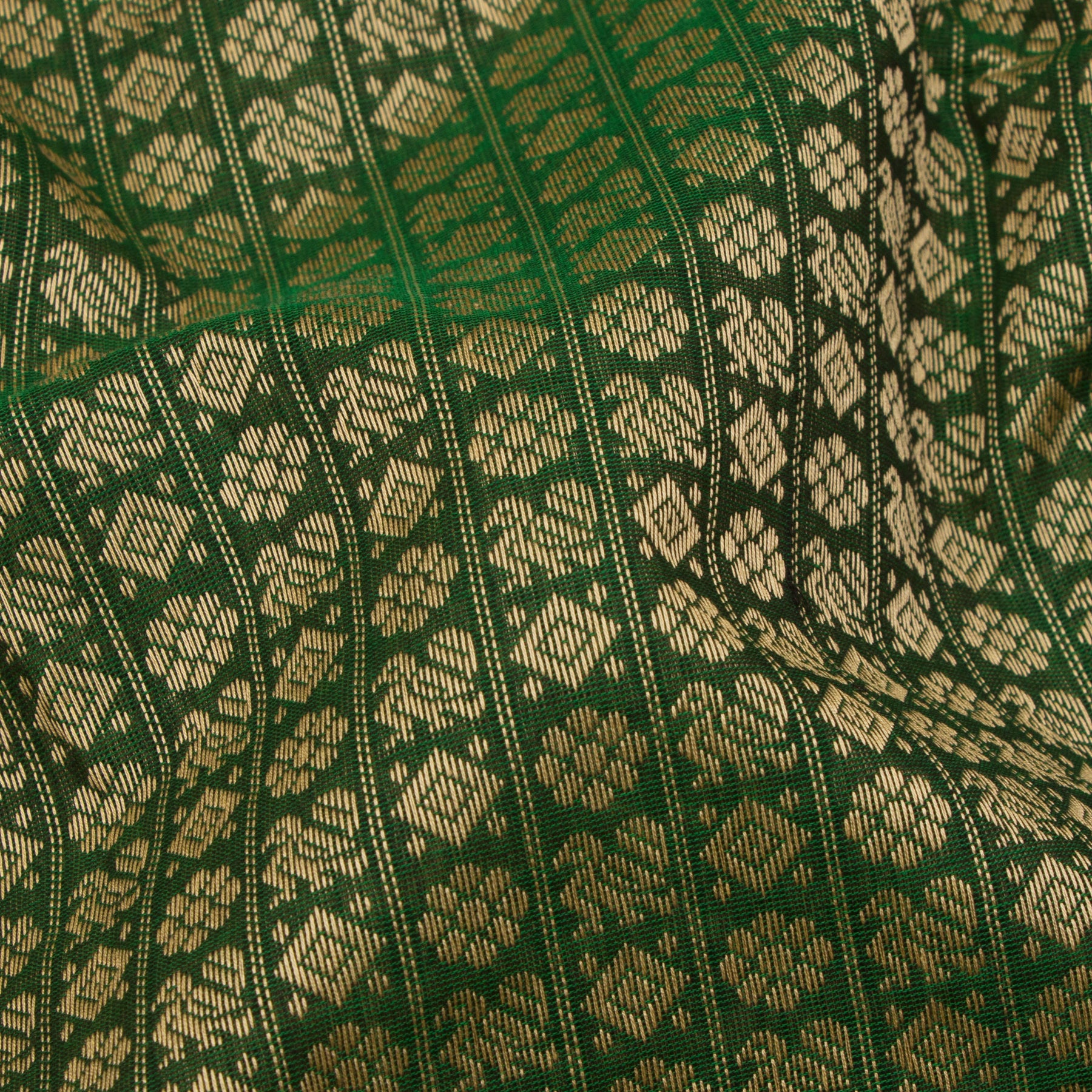 Kanakavalli Kanchi Cotton Sari 24-613-HS003-09043 - Fabric View