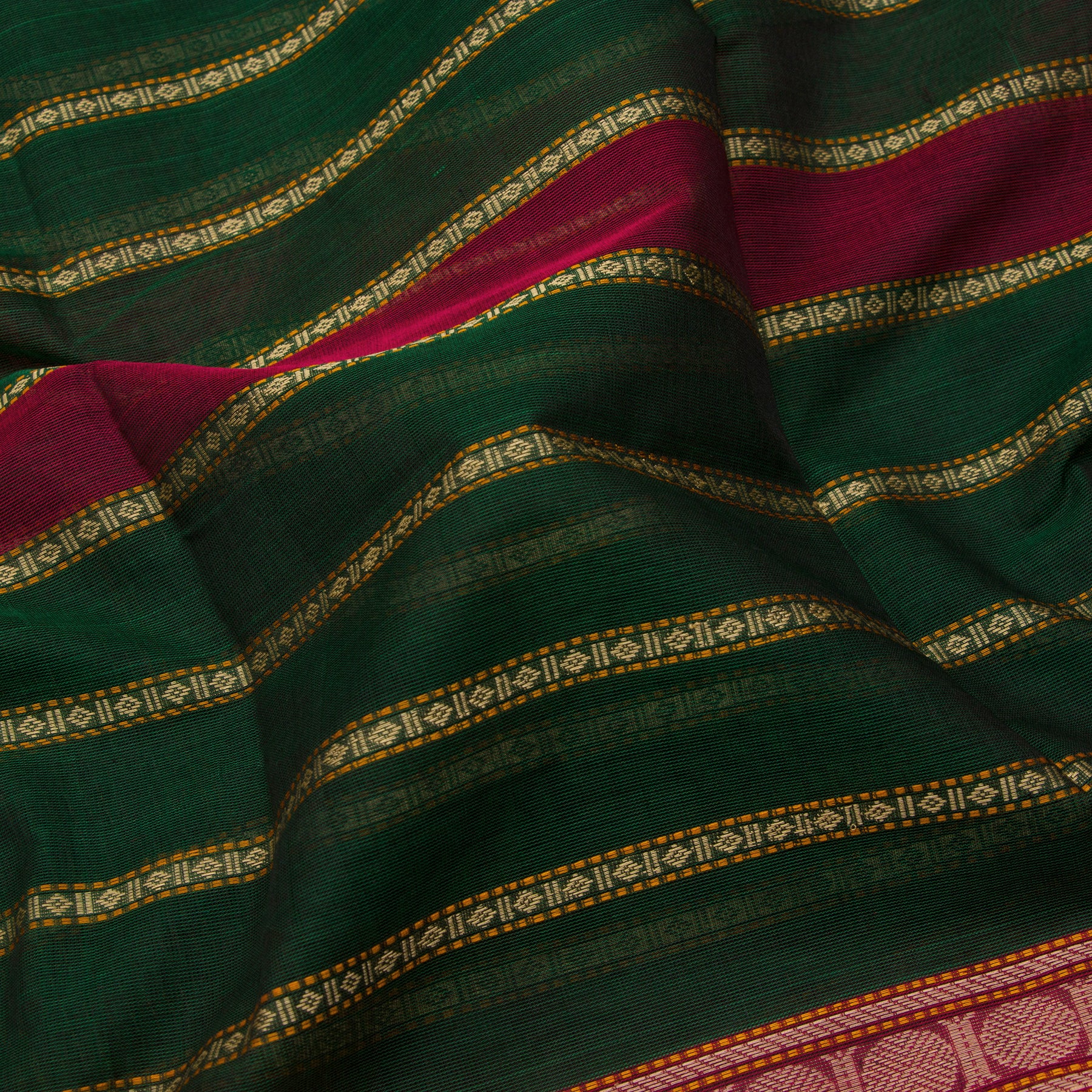 Kanakavalli Kanchi Cotton Sari 24-613-HS003-14409 - Fabric View