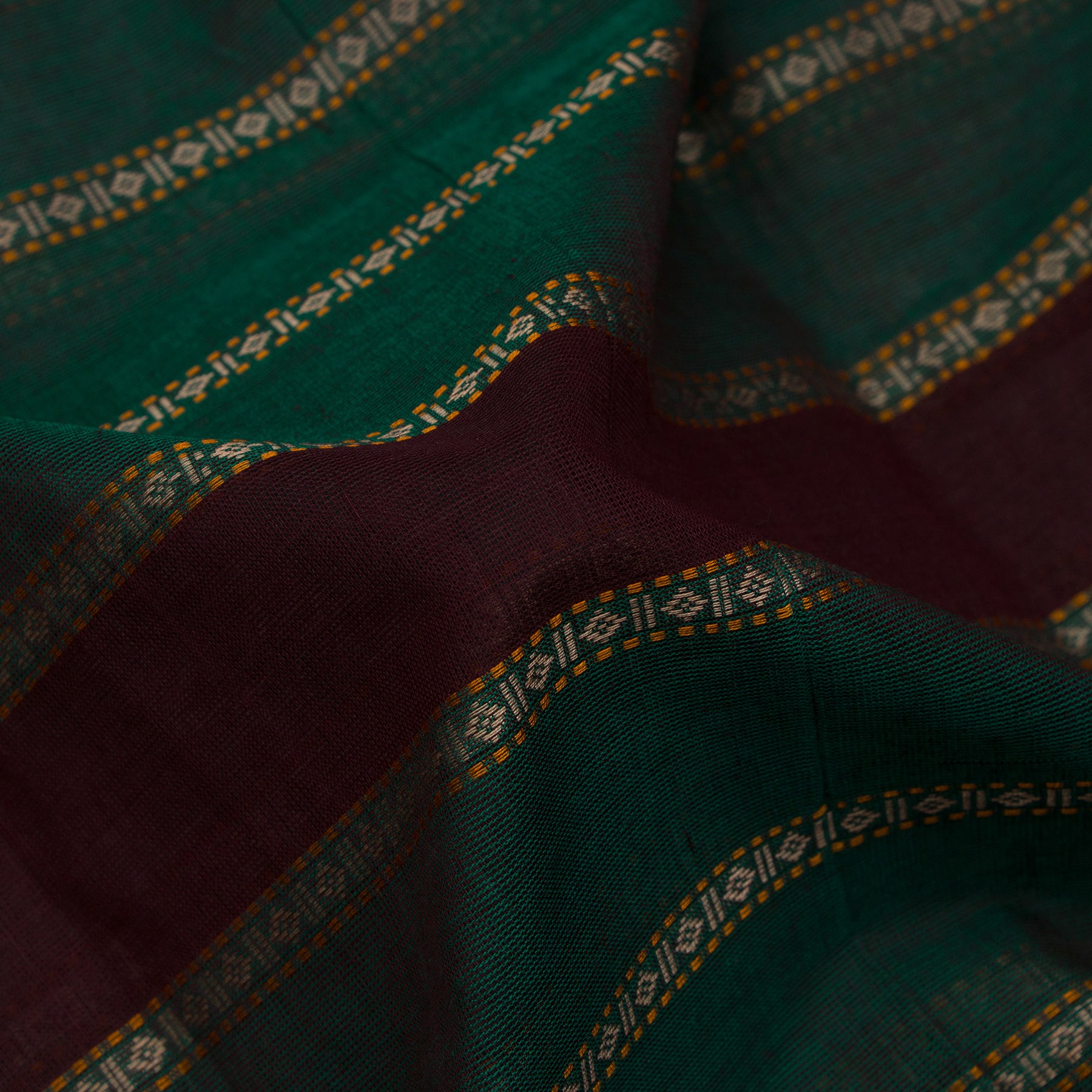 Kanakavalli Kanchi Cotton Sari 24-613-HS003-14417 - Fabric View