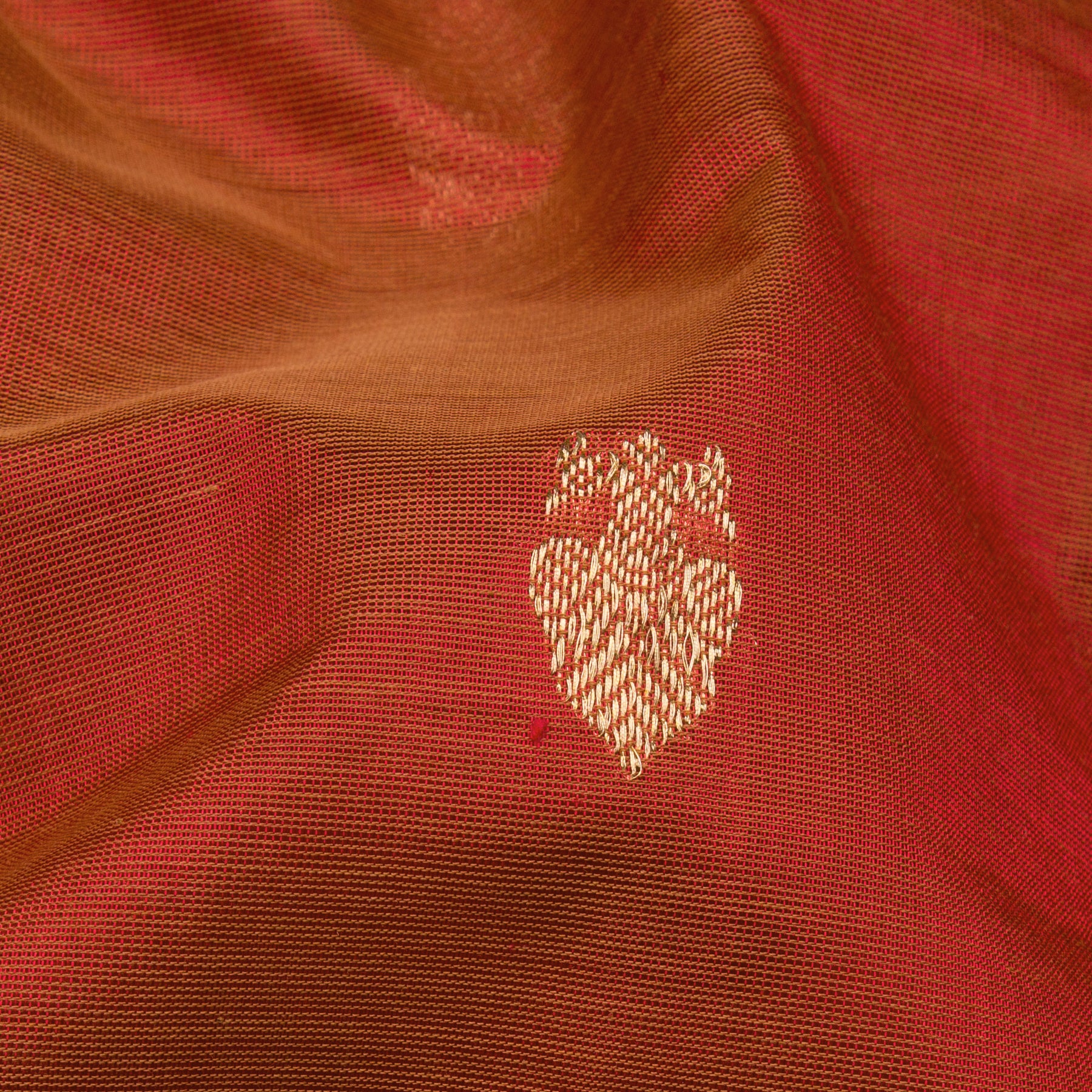 Kanakavalli Silk/Cotton Sari 24-613-HS005-04914 - Fabric View