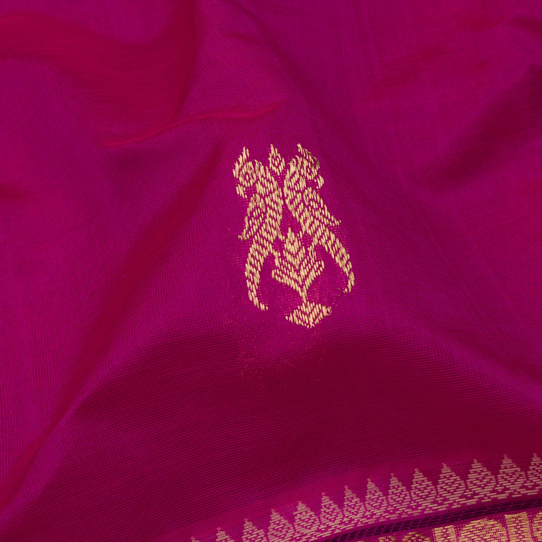 Kanakavalli Silk /Cotton Sari 24-613-HS005-04919 - Fabric View