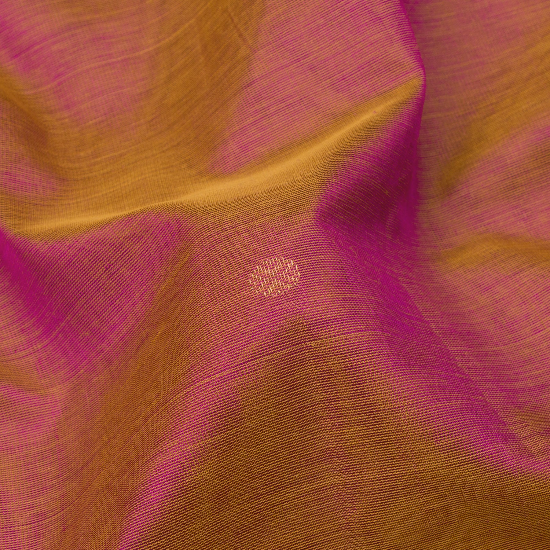 Kanakavalli Silk/Cotton Sari 24-613-HS005-09158 - Fabric View