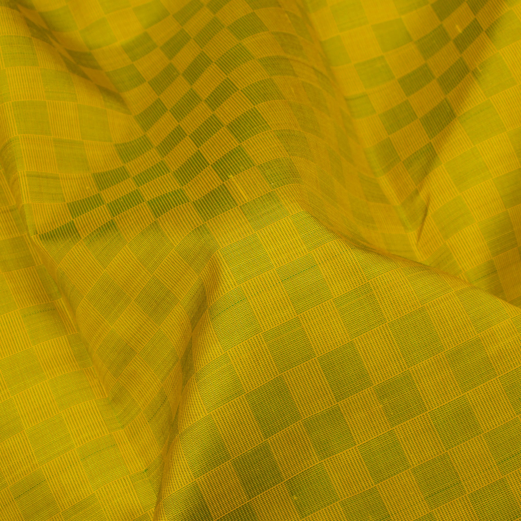 Kanakavalli Kanjivaram Silk Sari 24-615-HS001-02145 - Fabric View