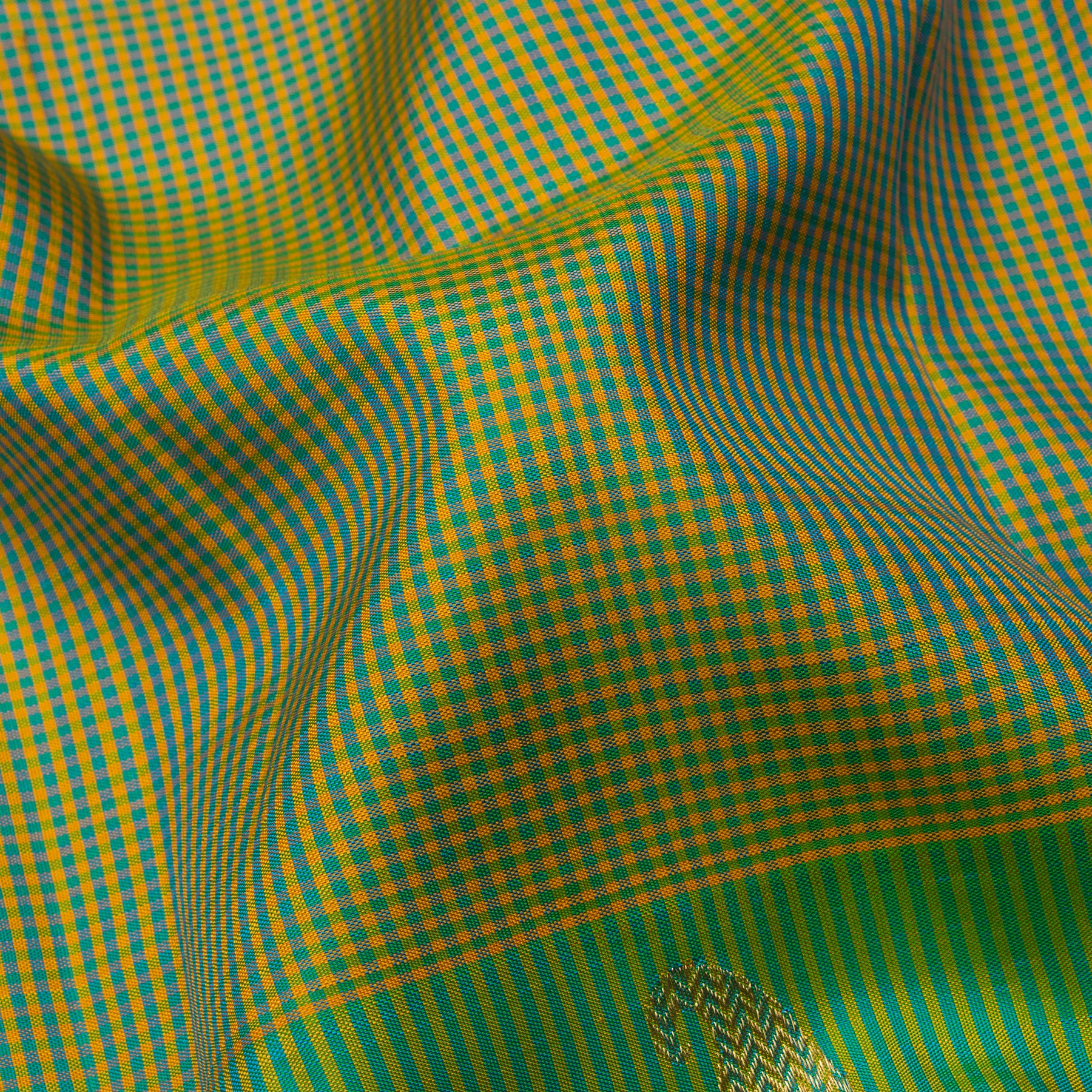 Kanakavalli Kanjivaram Silk Sari 24-615-HS001-02222 - Fabric View
