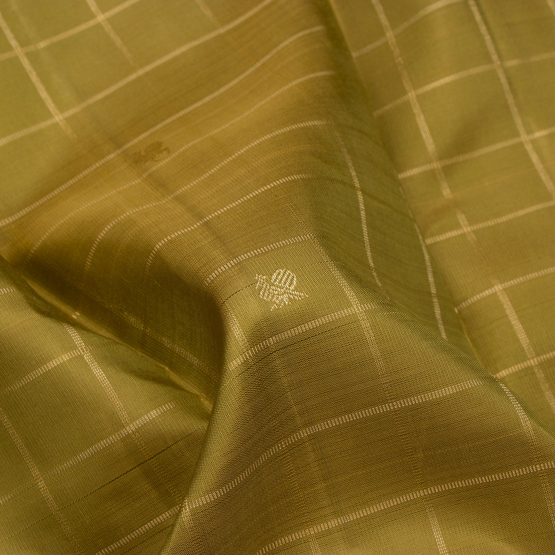 Kanakavalli Kanjivaram Silk Sari 24-615-HS001-03175 - Fabric View