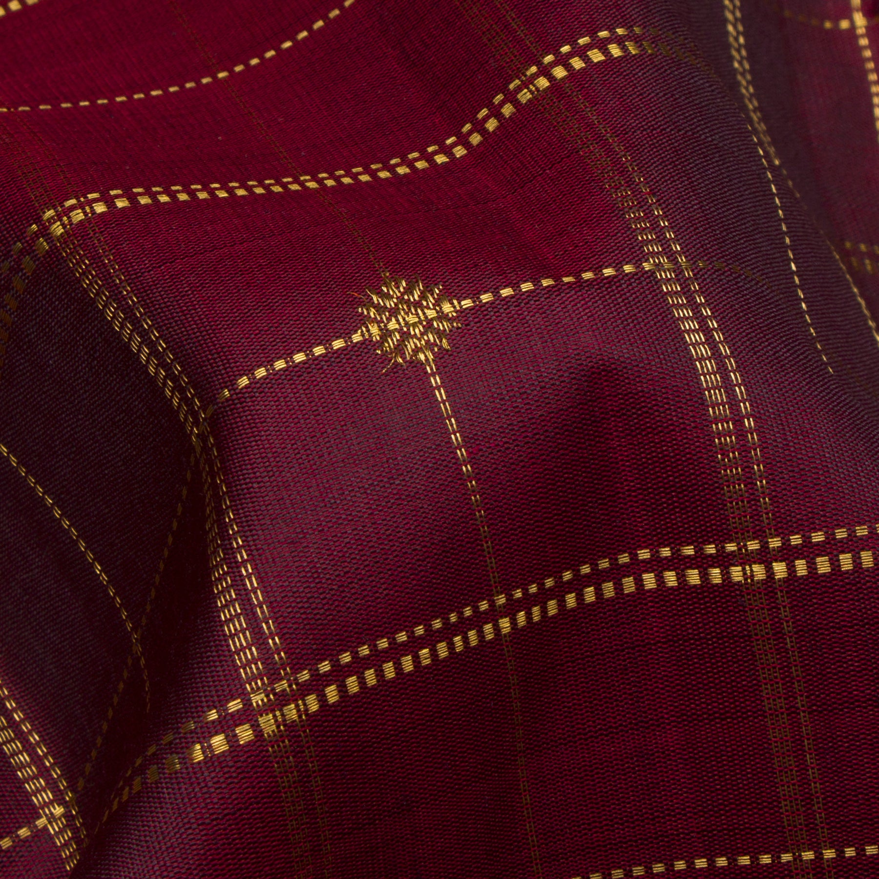 Kanakavalli Kanjivaram Silk Sari 24-615-HS001-03516 - Fabric View