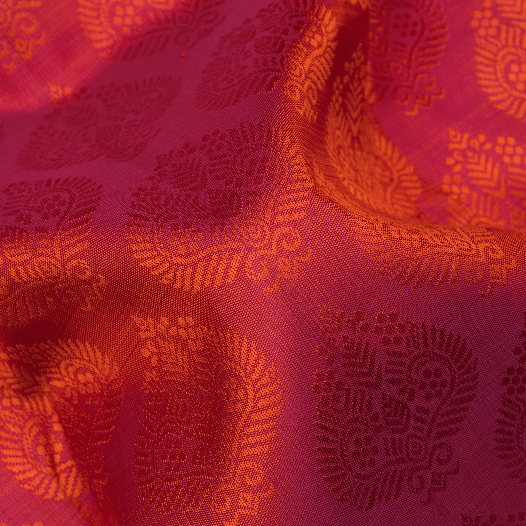 Kanakavalli Kanjivaram Silk Sari 24-615-HS001-08692 - Fabric View