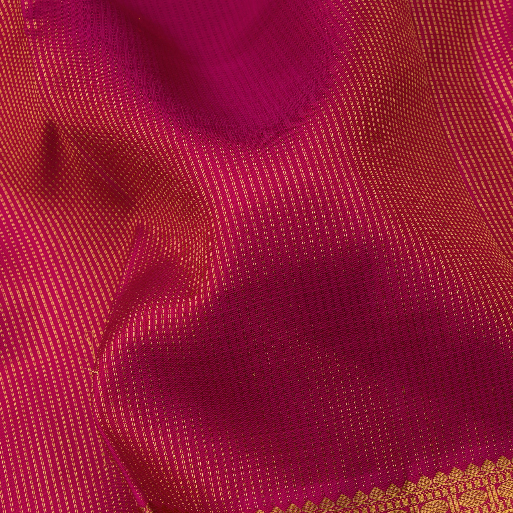 Kanakavalli Kanjivaram Silk Sari 24-615-HS001-10200 - Fabric View