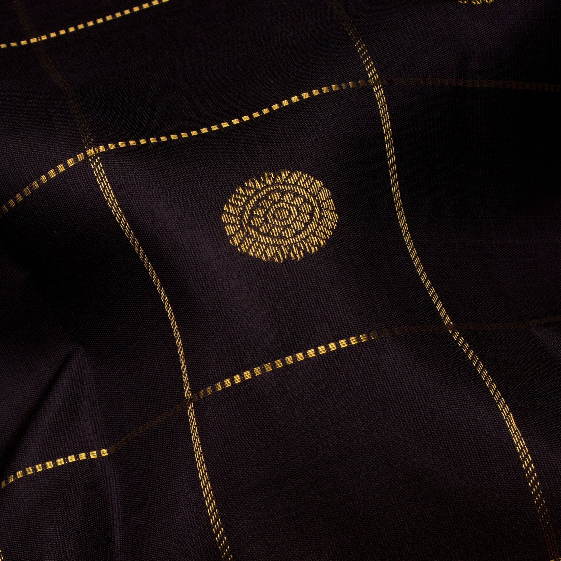 Kanakavalli Kanjivaram Silk Sari 24-615-HS001-10879 - Fabric View