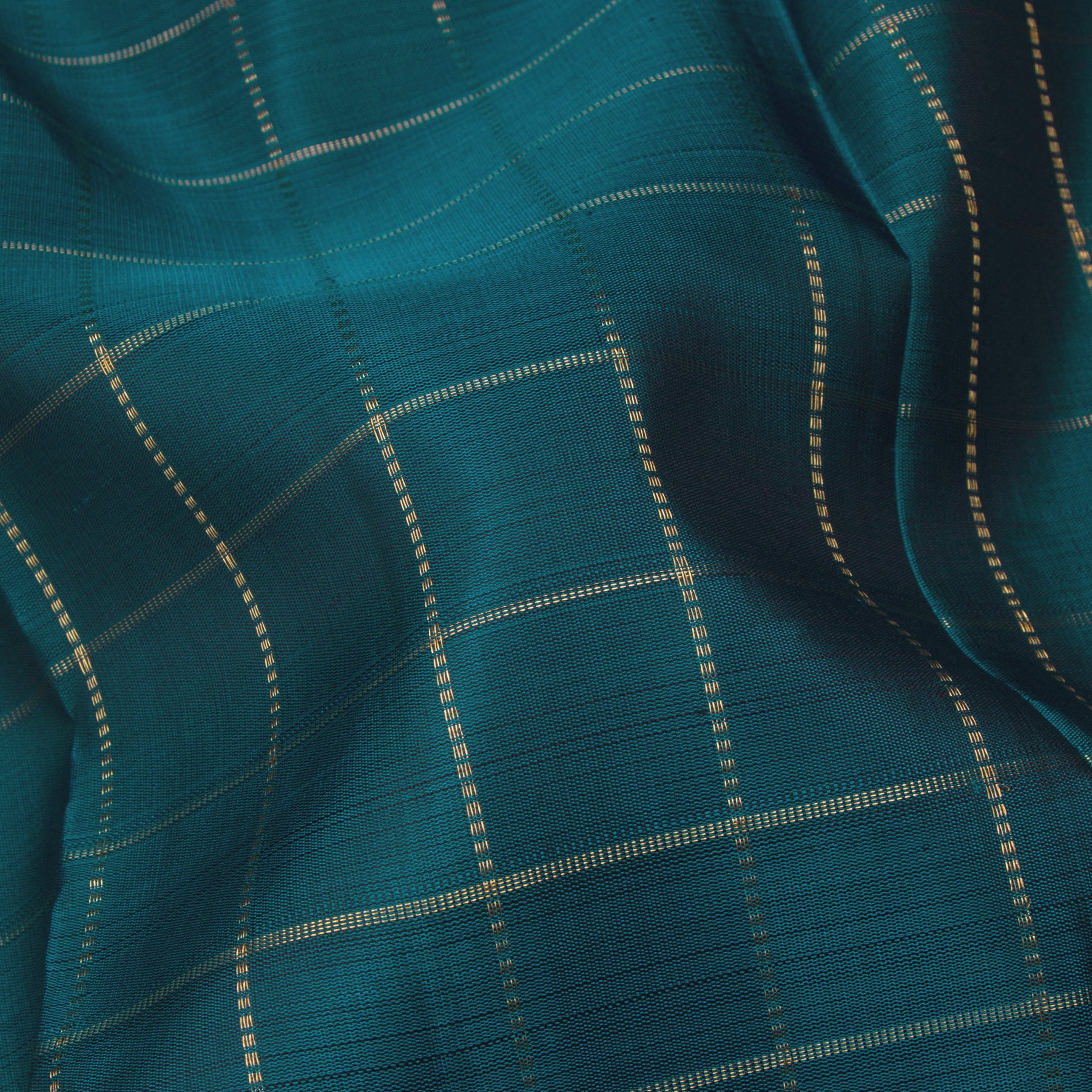 Kanakavalli Kanjivaram Silk Sari 24-615-HS001-11373 - Fabric View