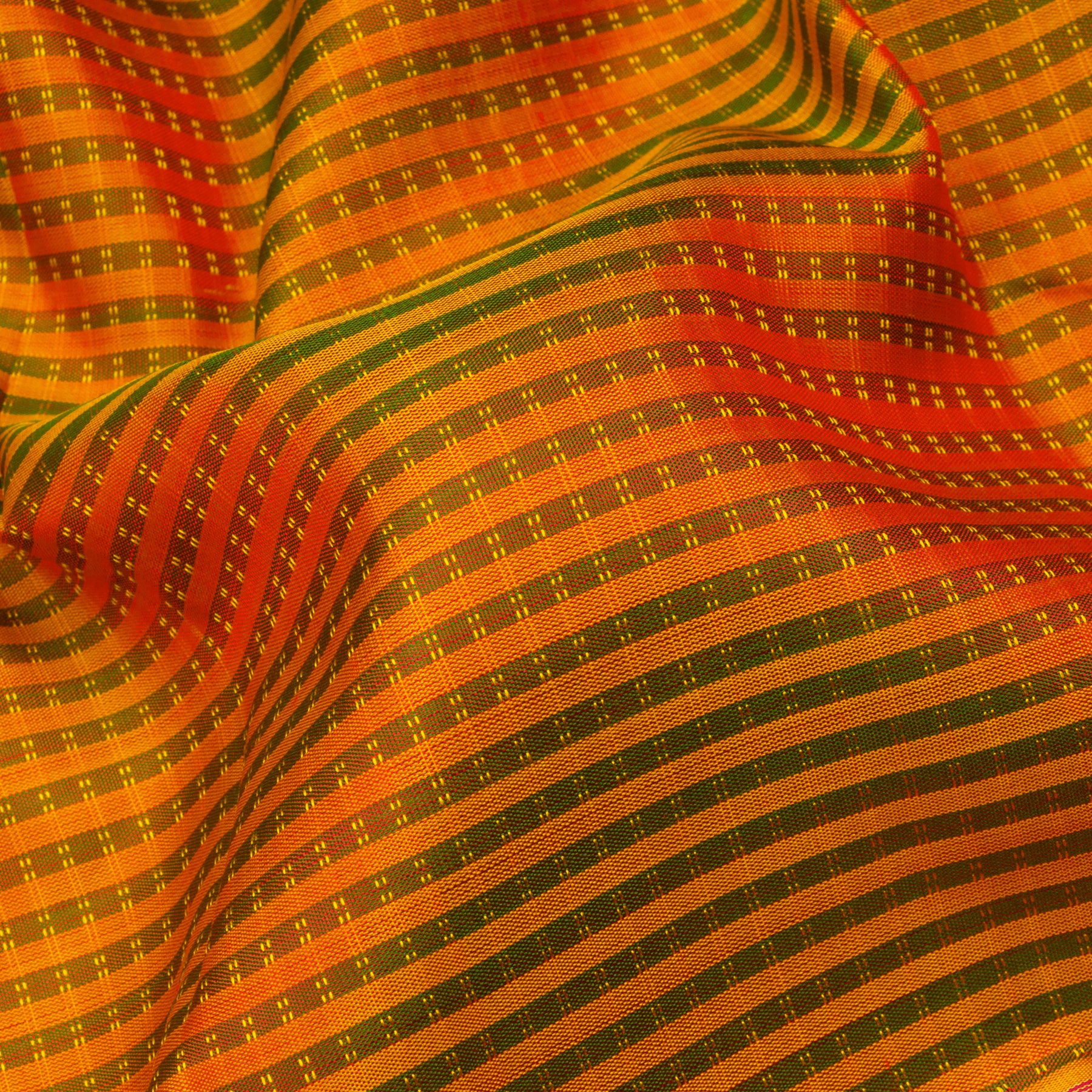 Kanakavalli Kanjivaram Silk Sari 24-615-HS001-11832 - Fabric View