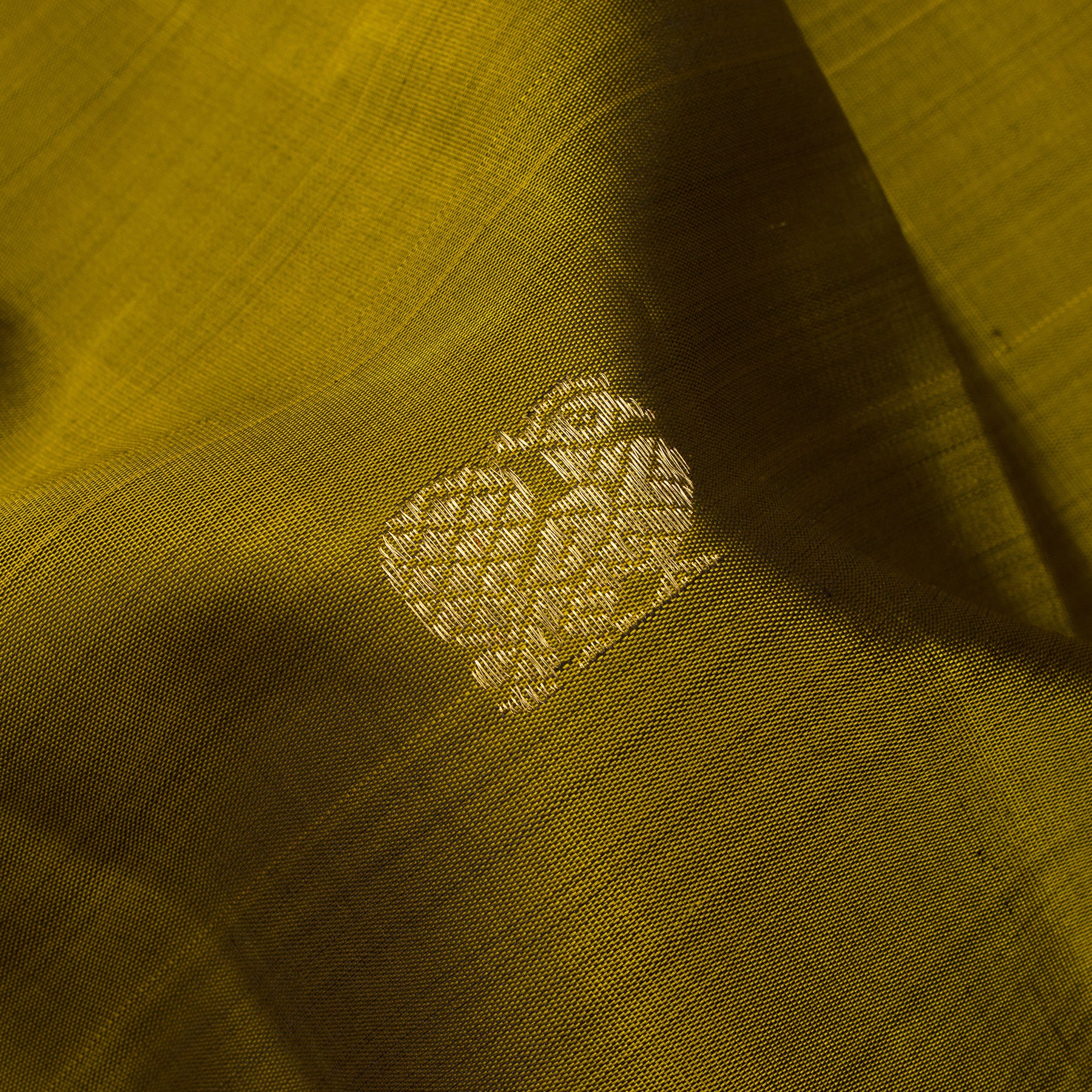 Kanakavalli Kanjivaram Silk Sari 25-040-HS001-01227 - Fabric View