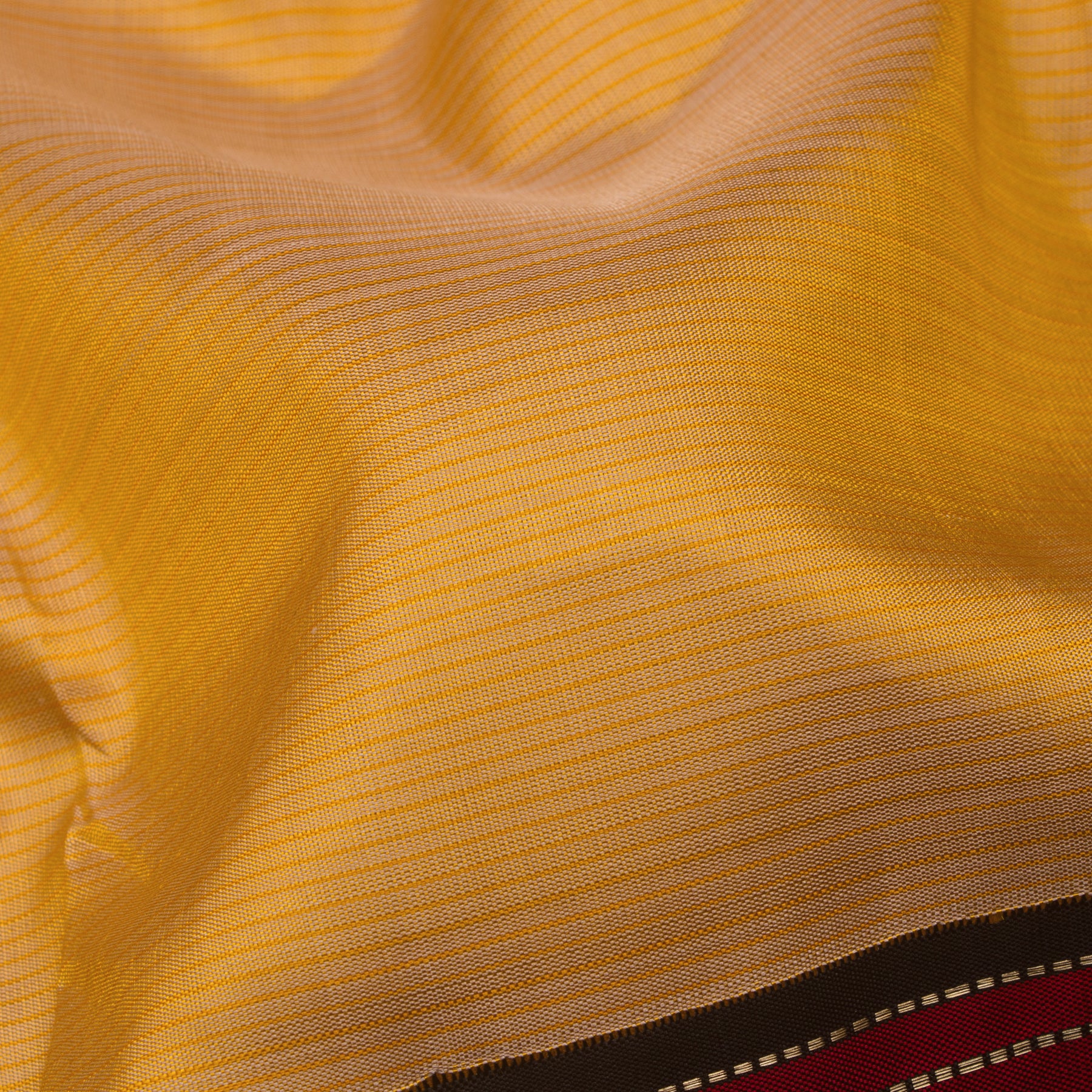 Kanakavalli Kanjivaram Silk Sari 25-040-HS001-03151 - Fabric View