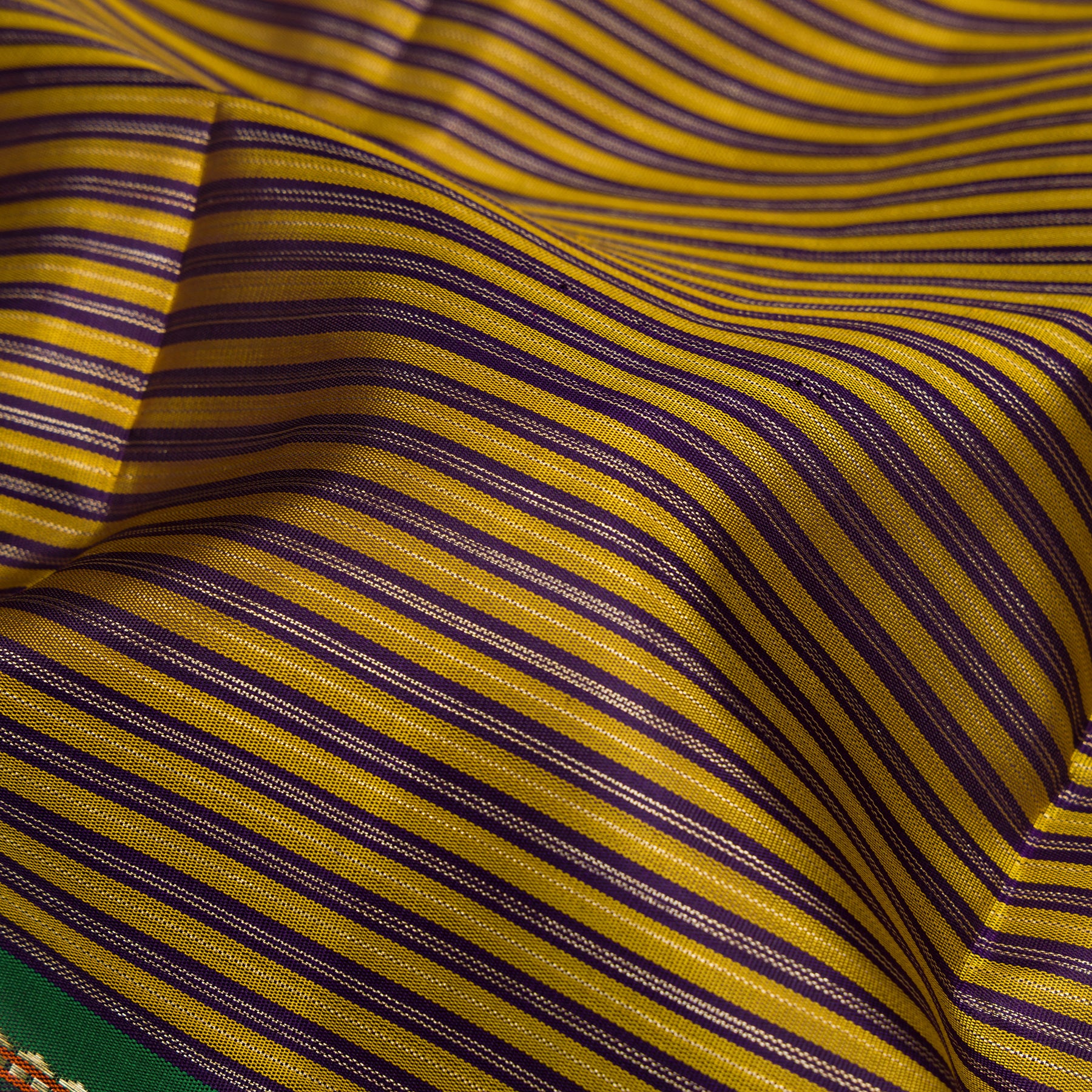 Kanakavalli Kanjivaram Silk Sari 25-040-HS001-03163 - Fabric View