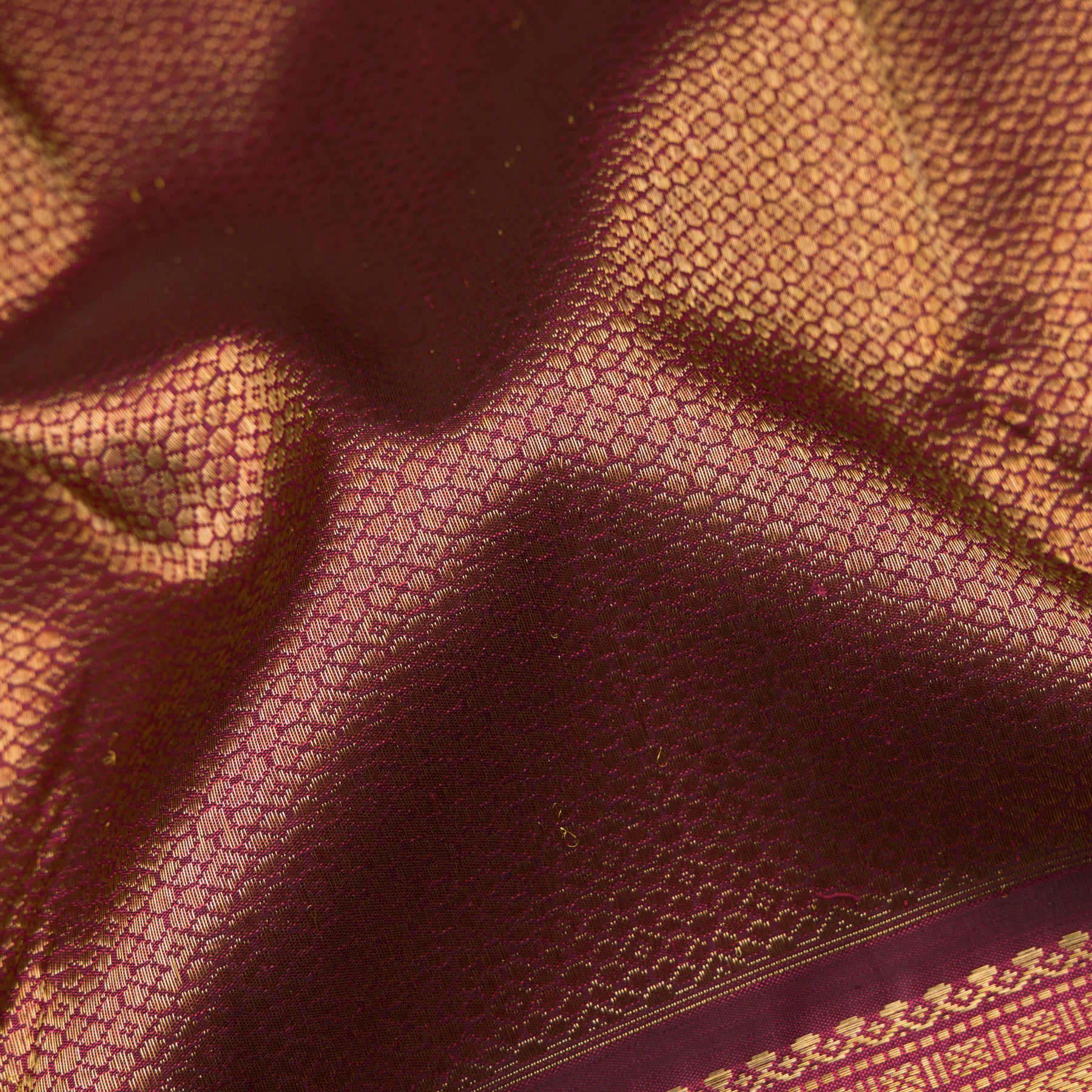 Kanakavalli Kanjivaram Silk Sari 25-040-HS001-06558 - Fabric View