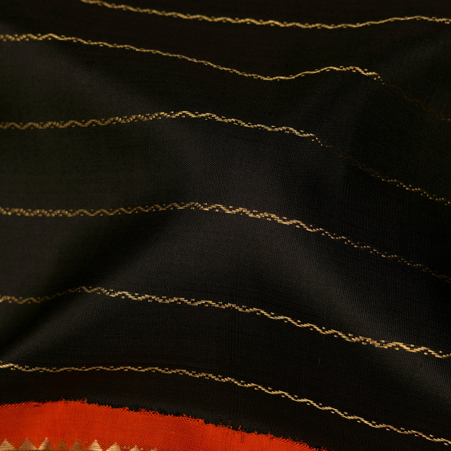 Kanakavalli Kanjivaram Silk Sari 25-040-HS001-08015 - Fabric View