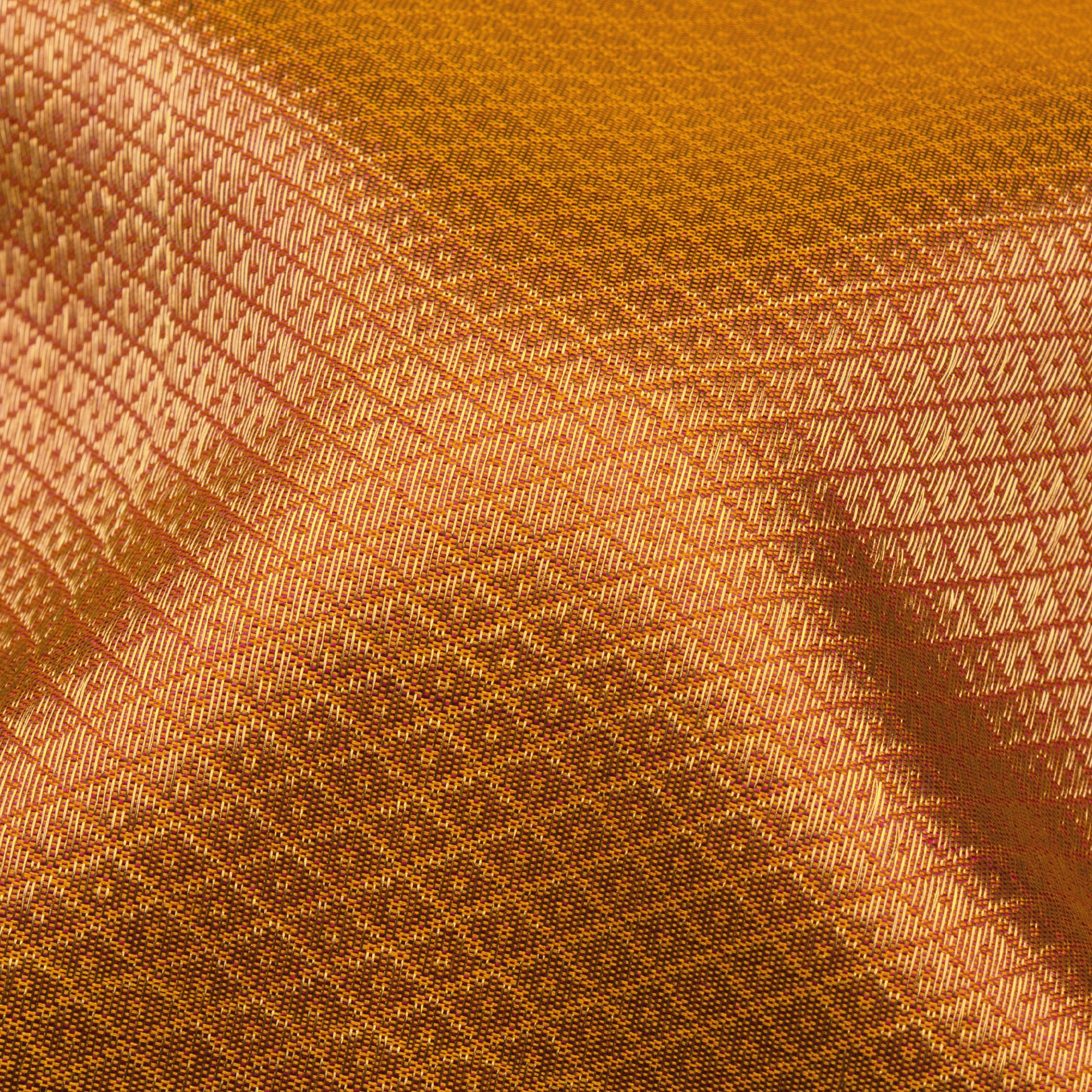 Kanakavalli Kanjivaram Silk Sari 25-040-HS001-09065 - Fabric View