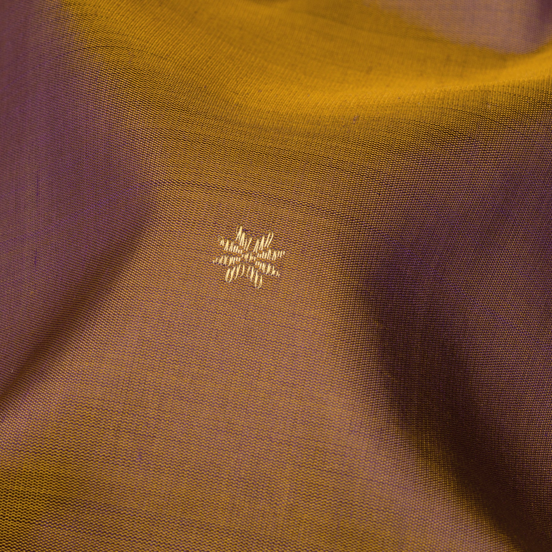 Kanakavalli Kanjivaram Silk Sari 25-040-HS001-09074 - Fabric View