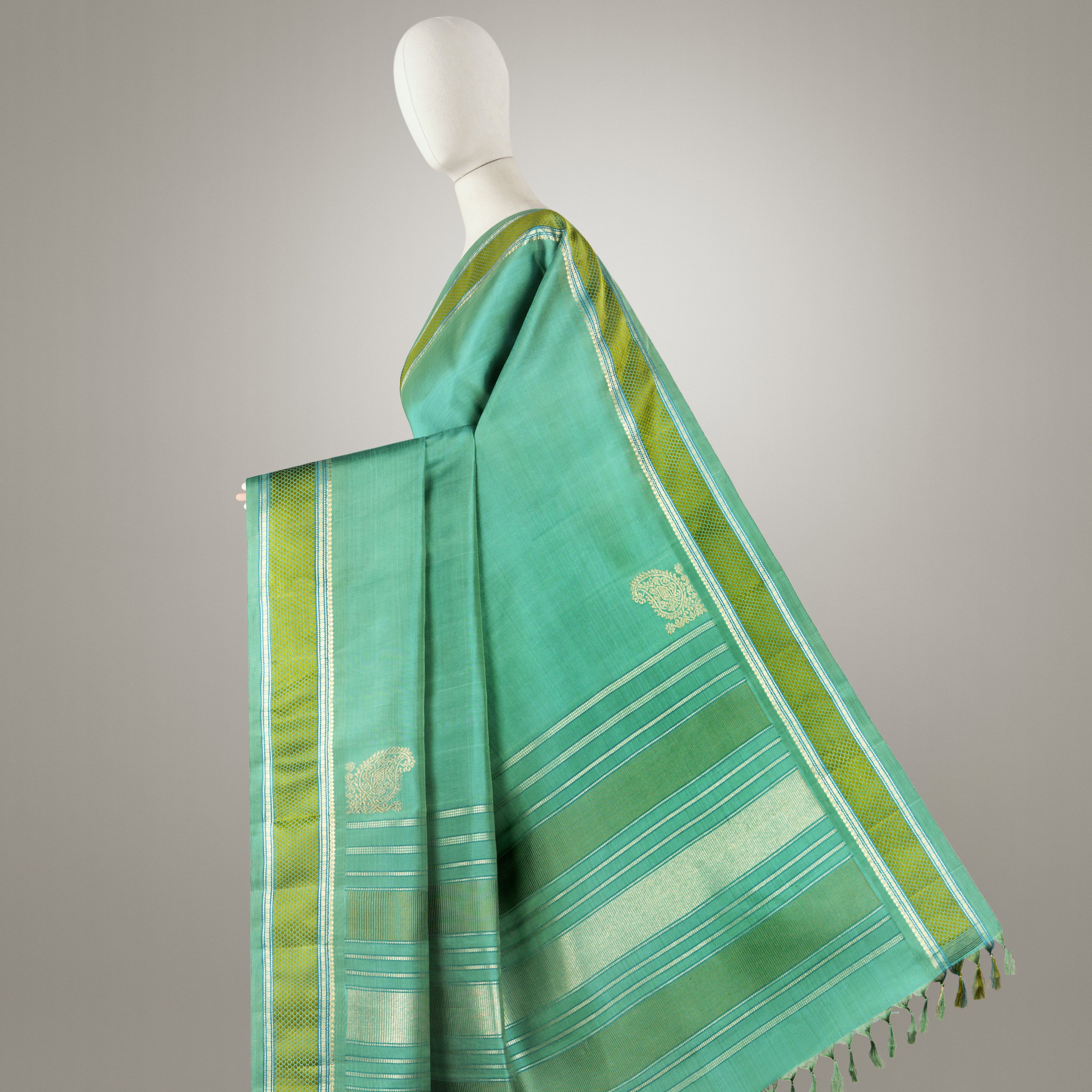 Kanakavalli Kanjivaram Silk Sari 25-040-HS001-09131