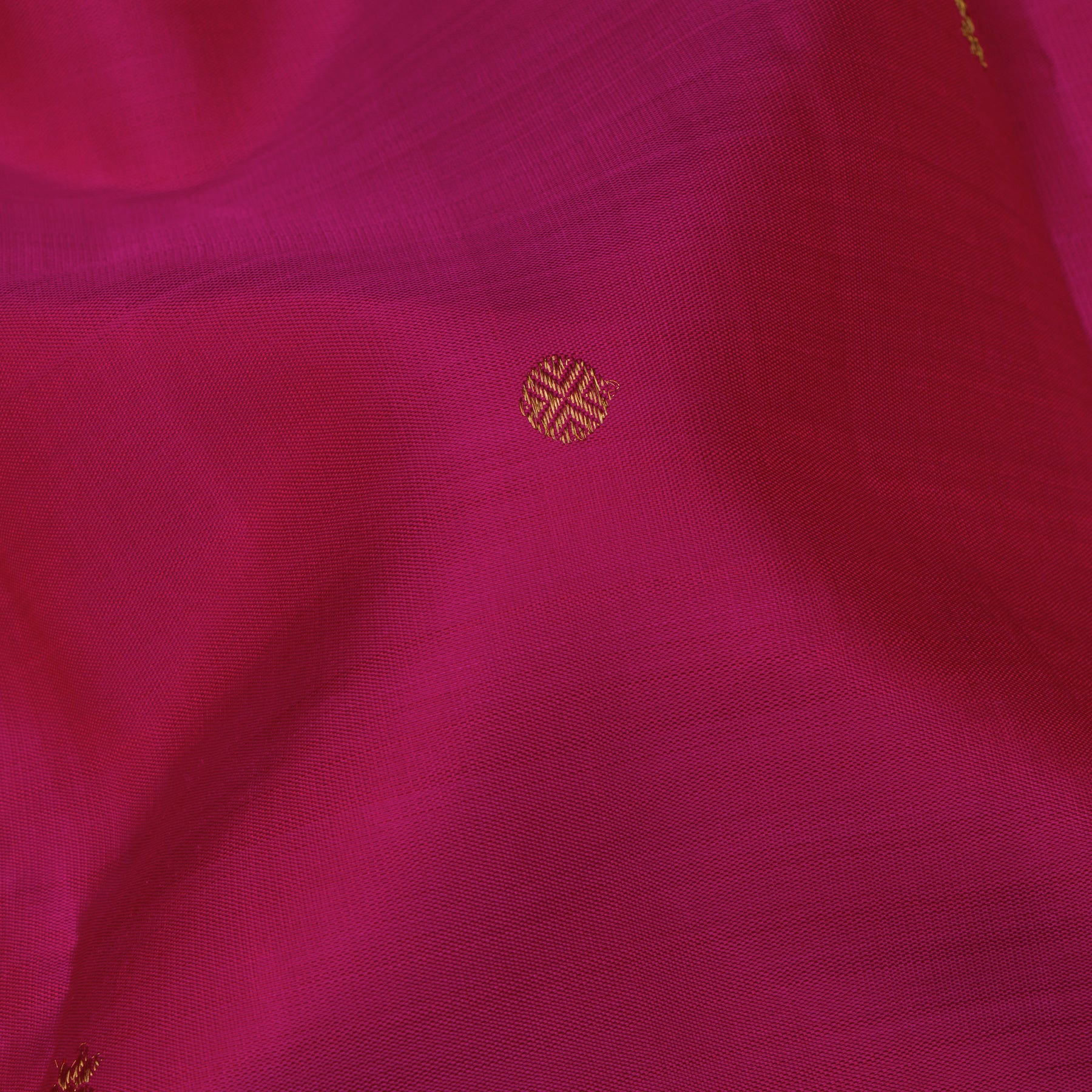 Kanakavalli Kanjivaram Silk Sari 25-041-HS001-04904 - Fabric View