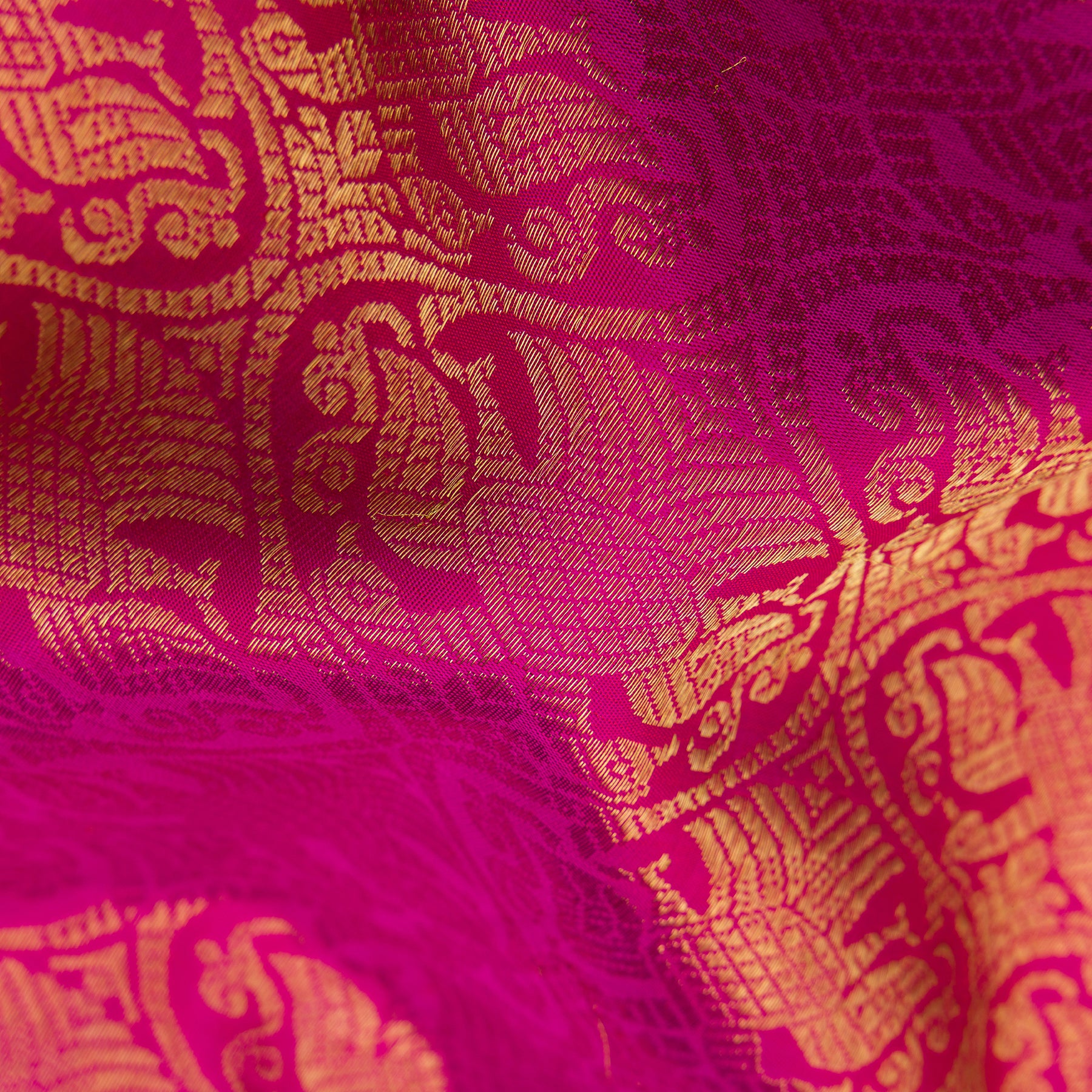 Kanakavalli Kanjivaram Silk Sari 25-041-HS001-04913 - Fabric View