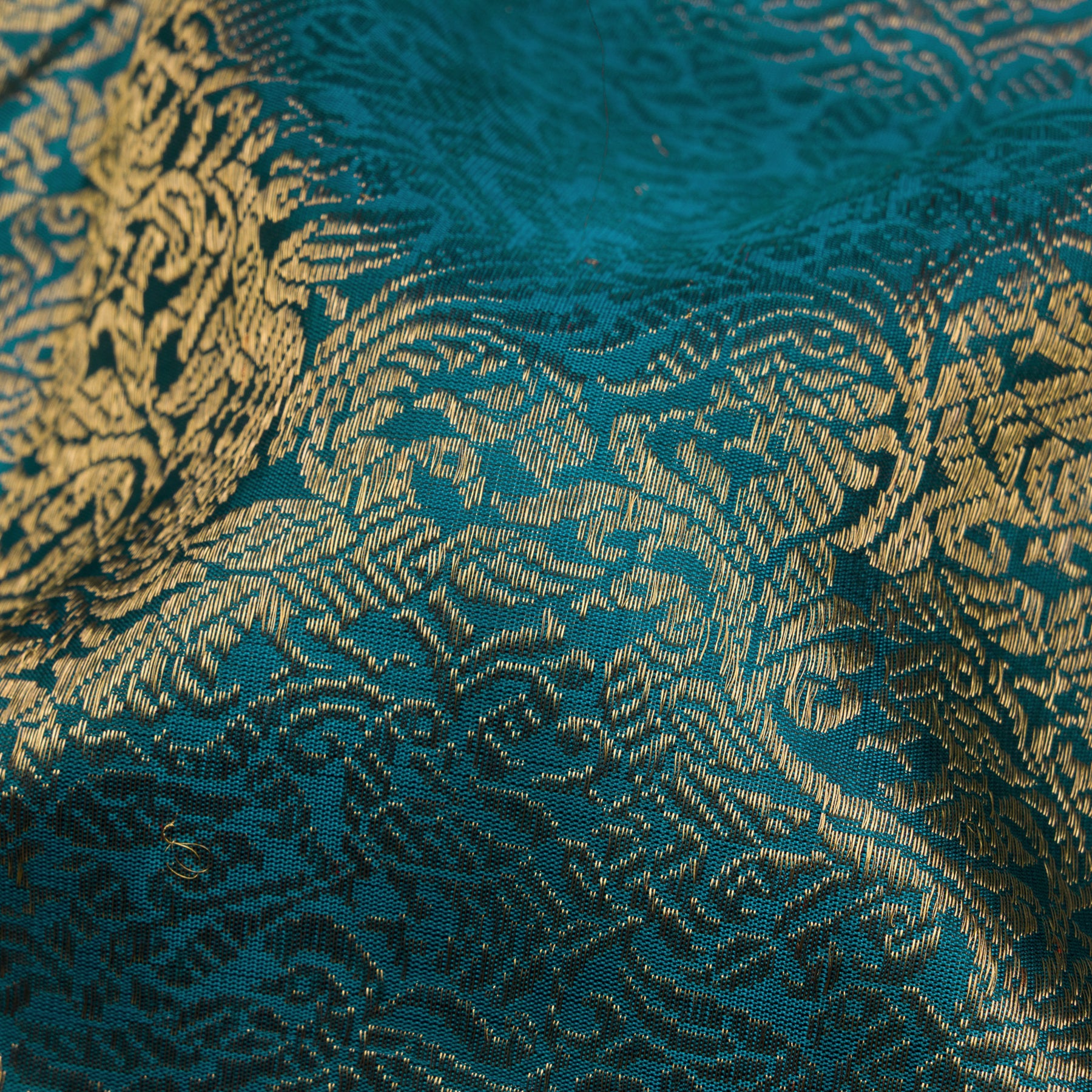 Kanakavalli Kanjivaram Silk Sari 25-041-HS001-09172 - Fabric View