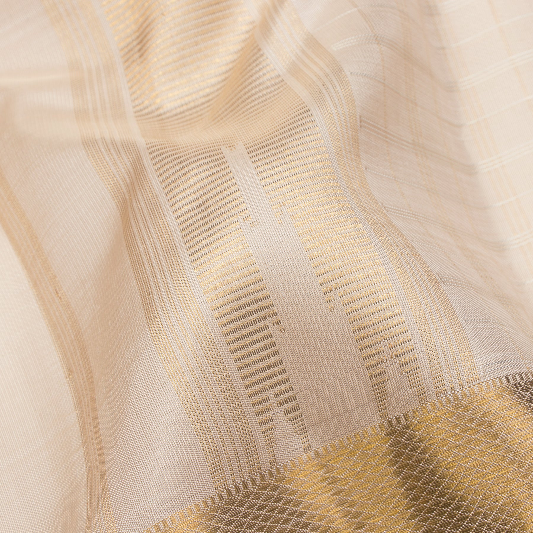 Kanakavalli Kanjivaram Silk Angavastram CO-ORD 25-109-AF001-04952  - Fabric View