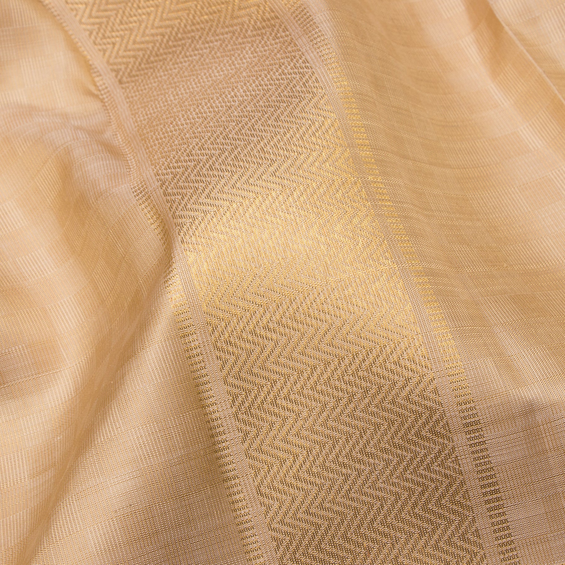 Kanakavalli Kanjivaram Silk Angavastram CO-ORD 25-109-AF001-03526 - Fabric View