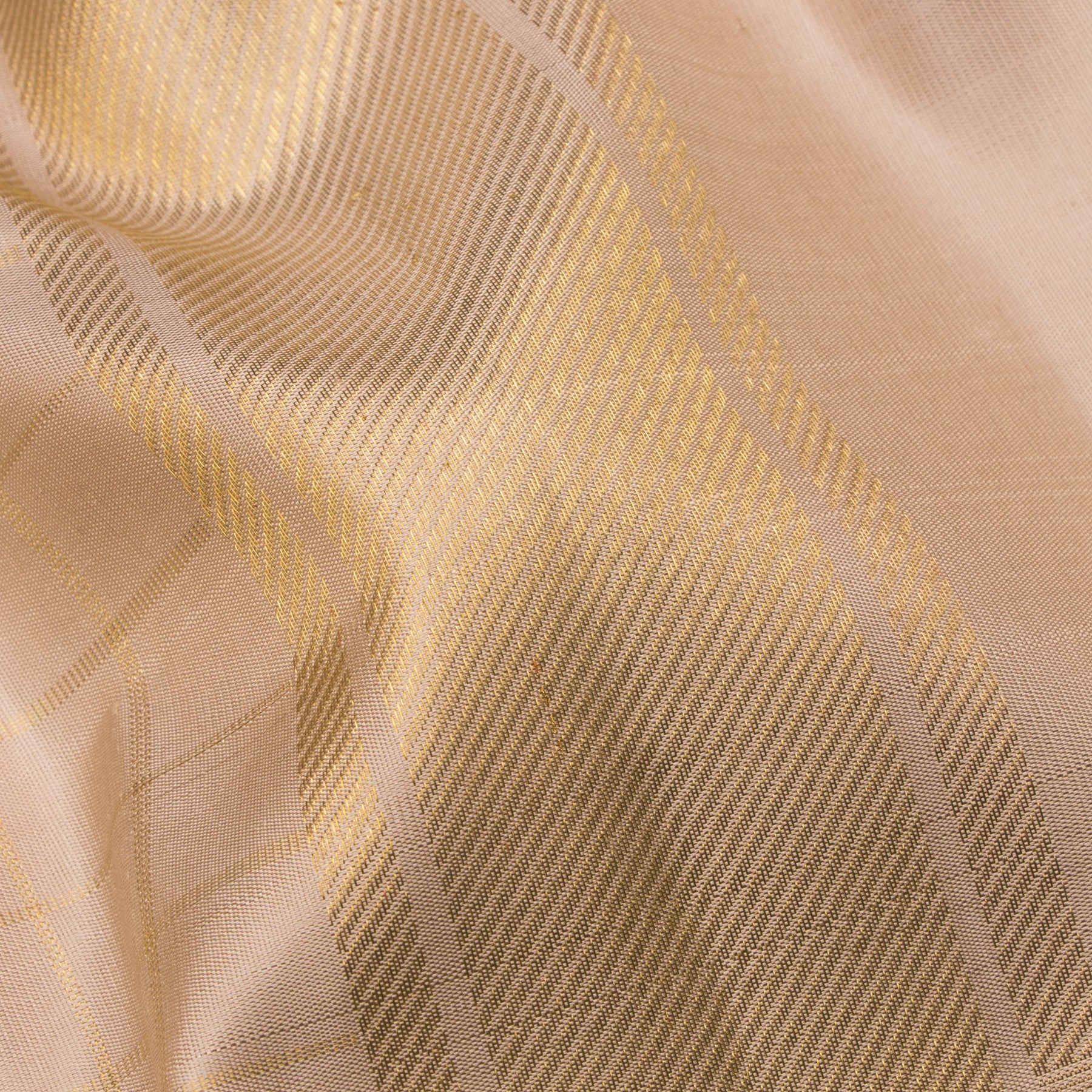 Kanakavalli Kanjivaram Silk Angavastram CO-ORD 25-109-AF001-03527 - Fabric View