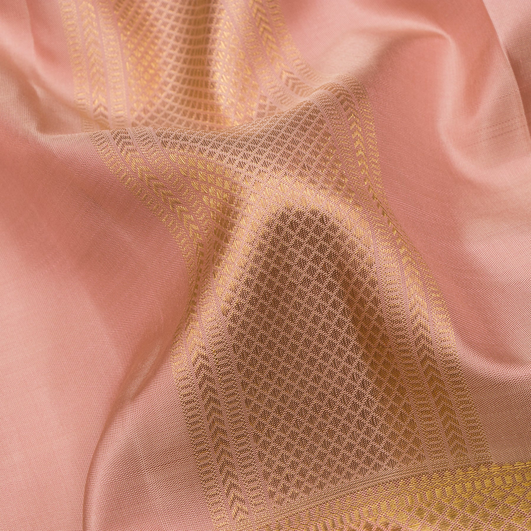 Kanakavalli Kanjivaram Silk Angavastram CO-ORD 25-109-AF001-03528 - Detailed Fabric View
