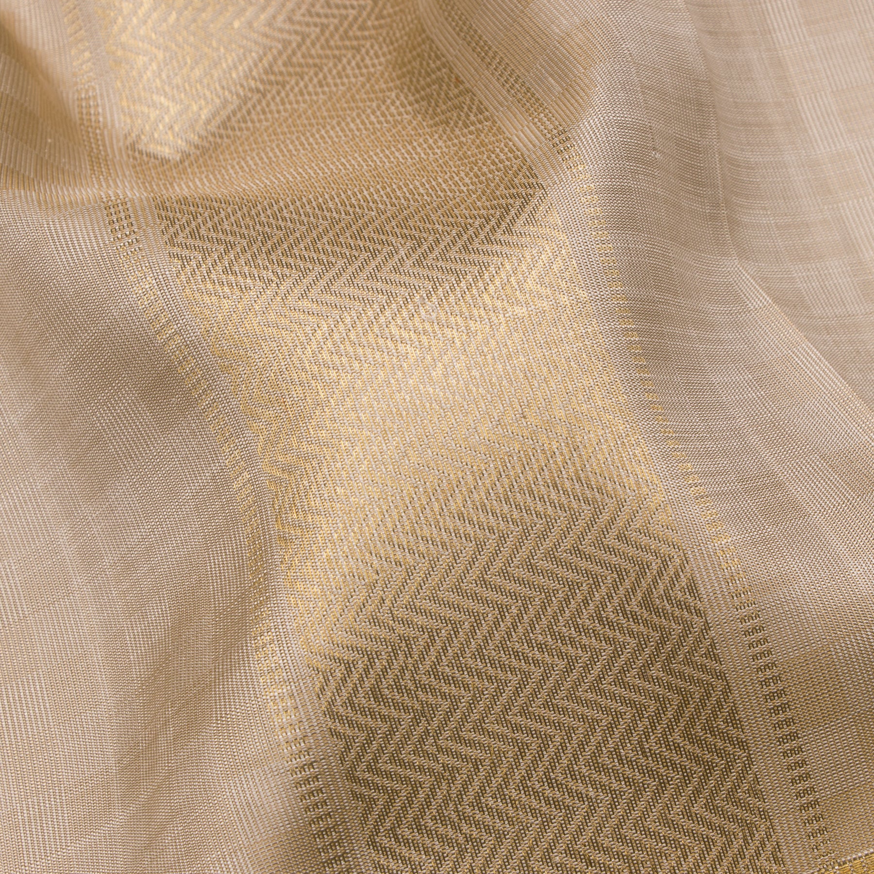 Kanakavalli Kanjivaram Silk Angavastram CO-ORD 25-109-AF001-04944 - Detailed Fabric View