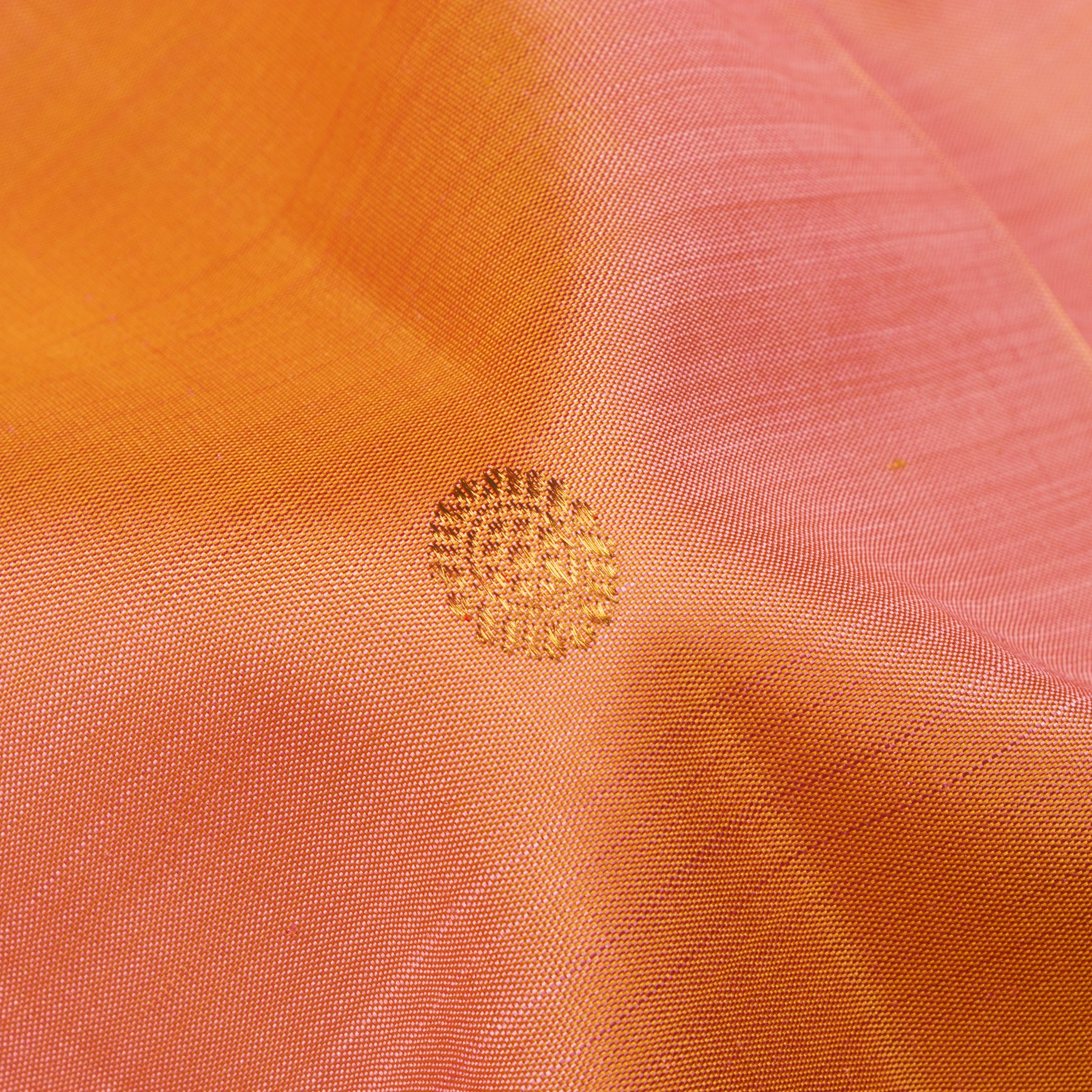 Kanakavalli Kanjivaram Silk Sari 25-109-HS001-03507 - Fabric View