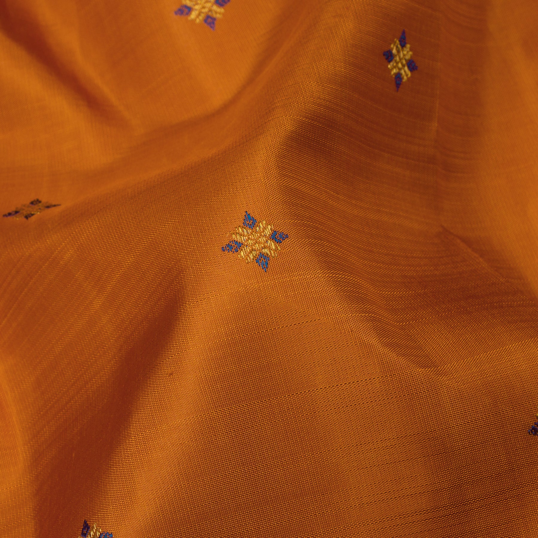 Kanakavalli Kanjivaram Silk Sari 25-109-HS001-03509 - Fabric View