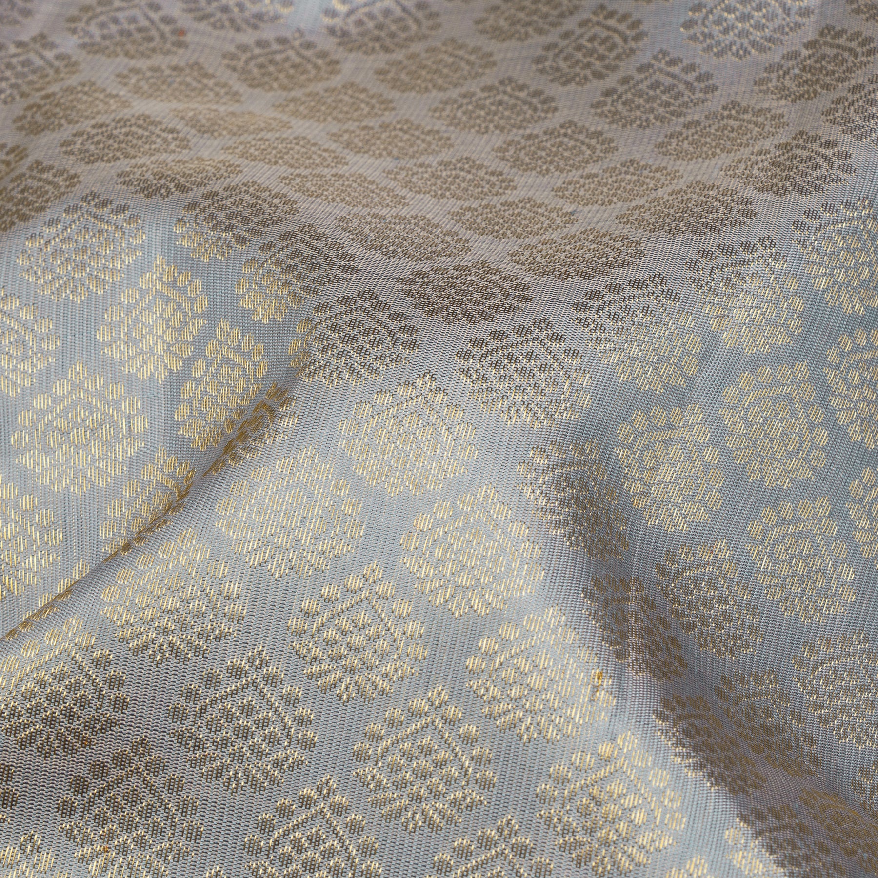 Kanakavalli Kanjivaram Silk Sari 25-109-HS001-09576 - Fabric View