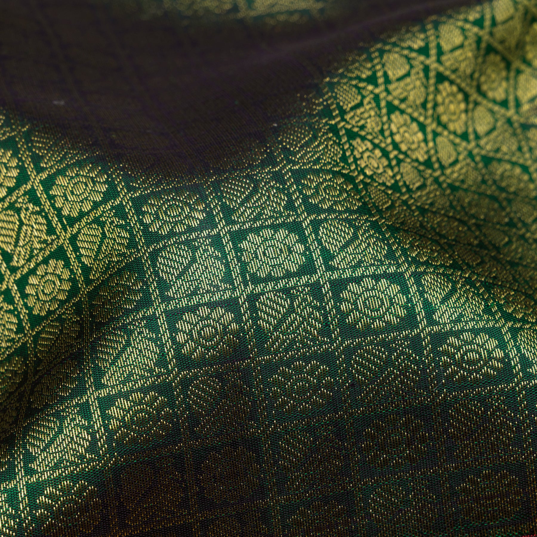 Kanakavalli Kanjivaram Silk Sari 25-109-HS001-09587
