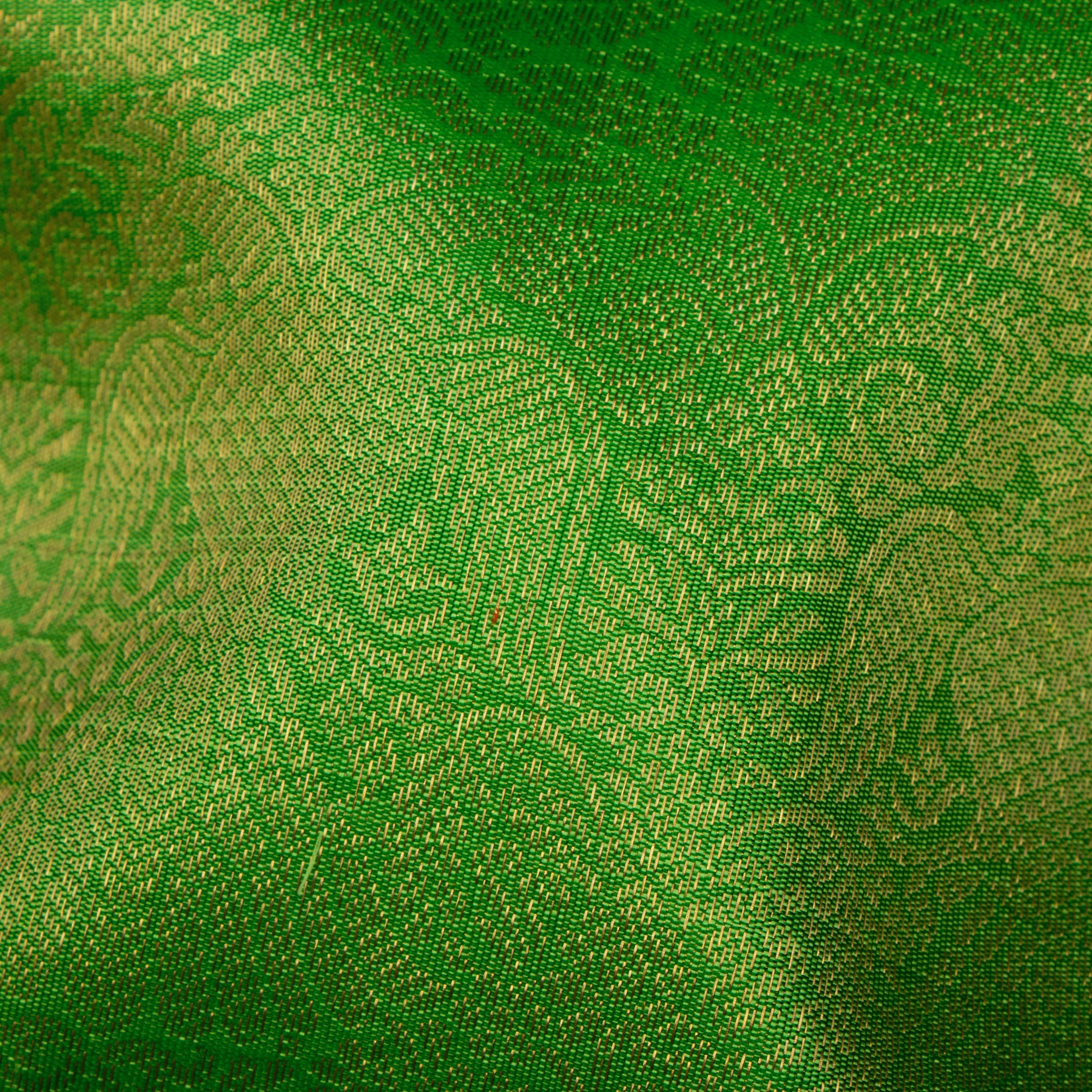 Kanakavalli Kanjivaram Silk Sari 25-109-HS001-09596 - Fabric View